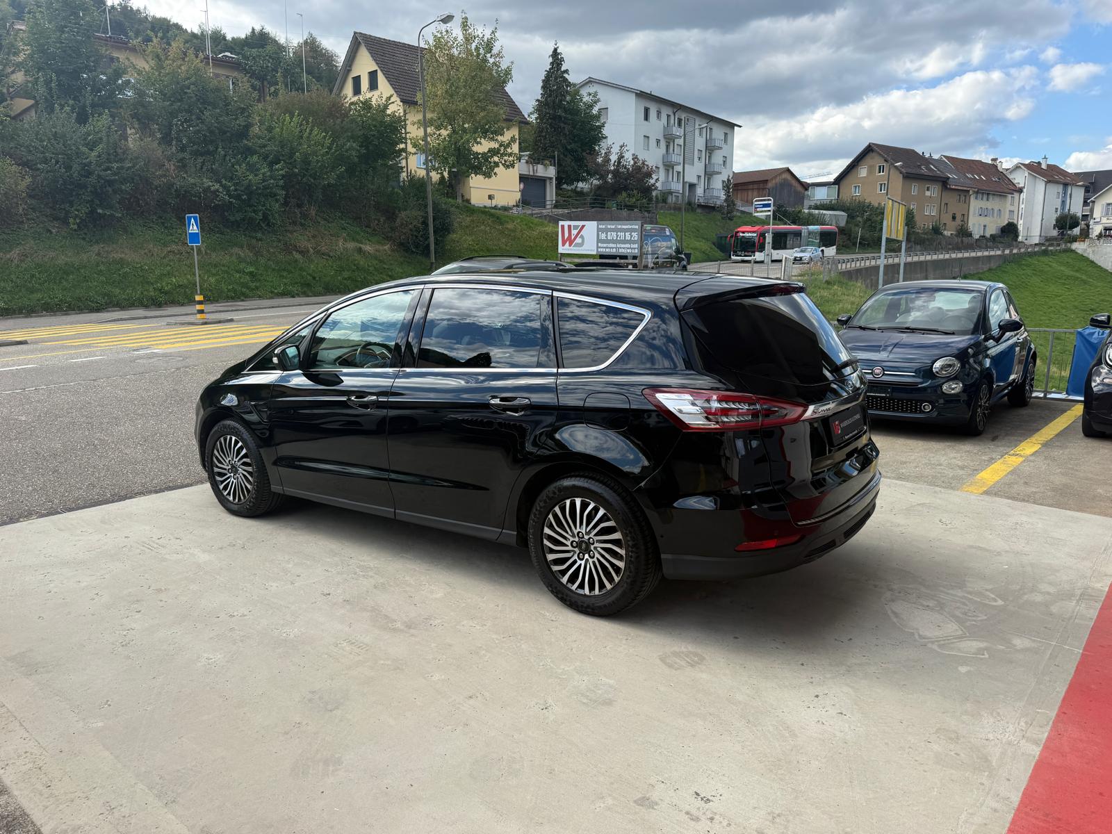 FORD S-Max 2.0 TDCi ST-Line Automatic-showroom-element-3