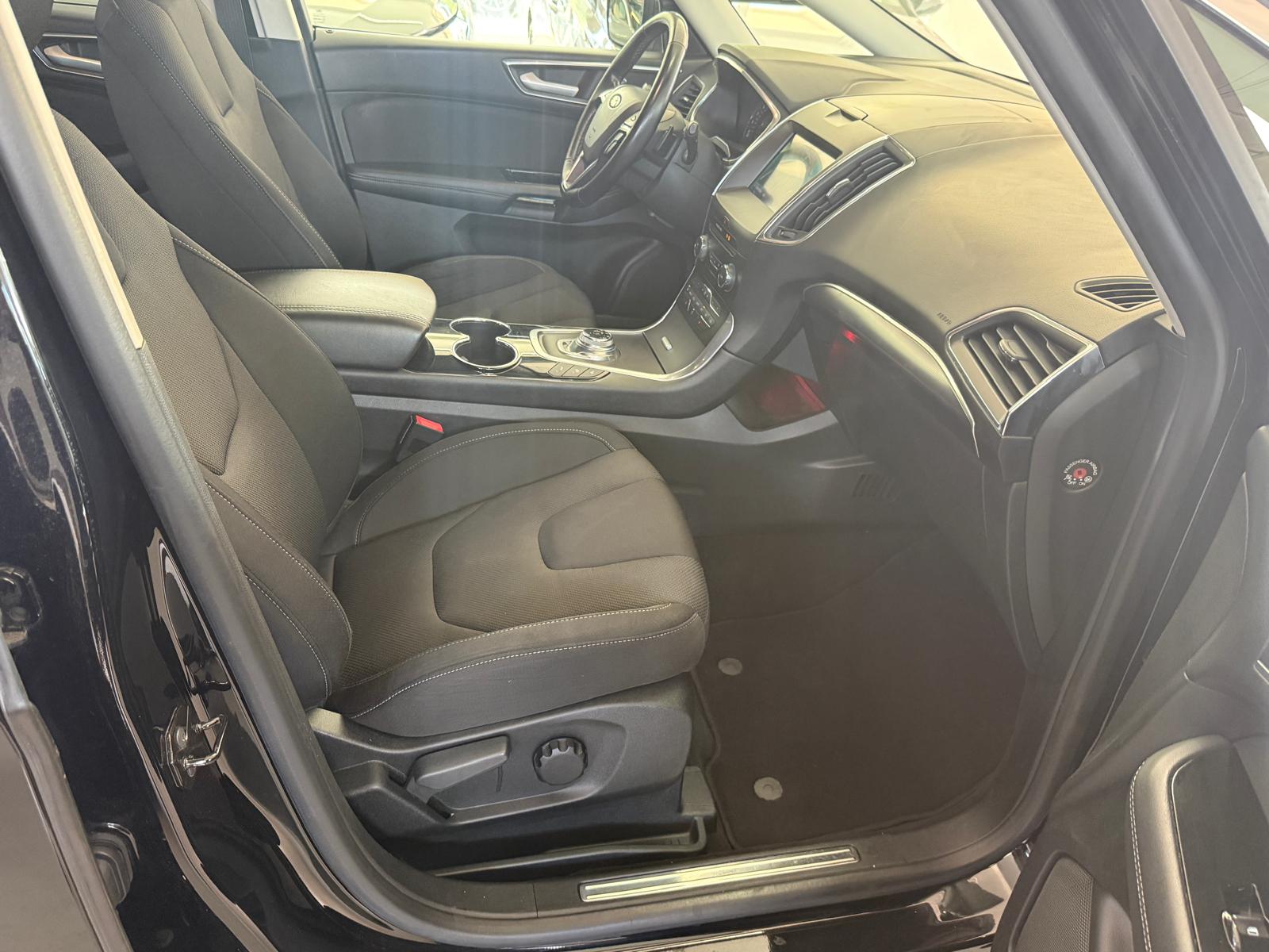 FORD S-Max 2.0 TDCi ST-Line Automatic-image-12