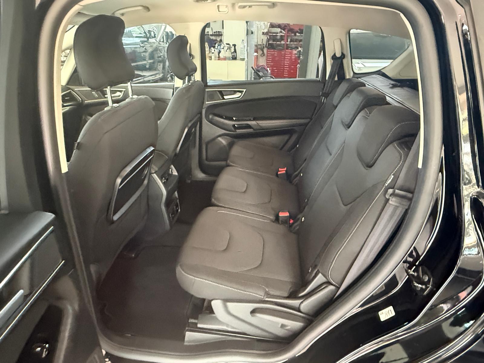 FORD S-Max 2.0 TDCi ST-Line Automatic-image-9