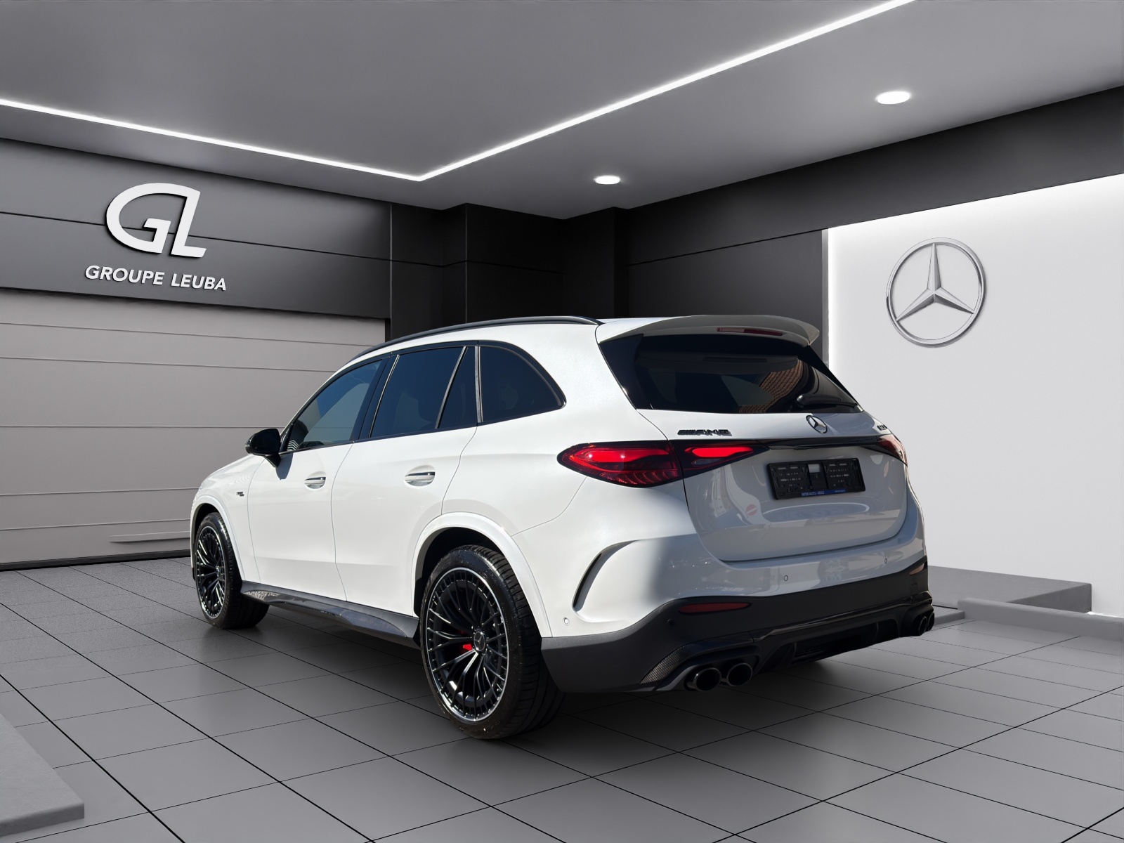 MERCEDES-BENZ GLC 53 AMG 4Matic+ 9G-Tronic-showroom-element-3