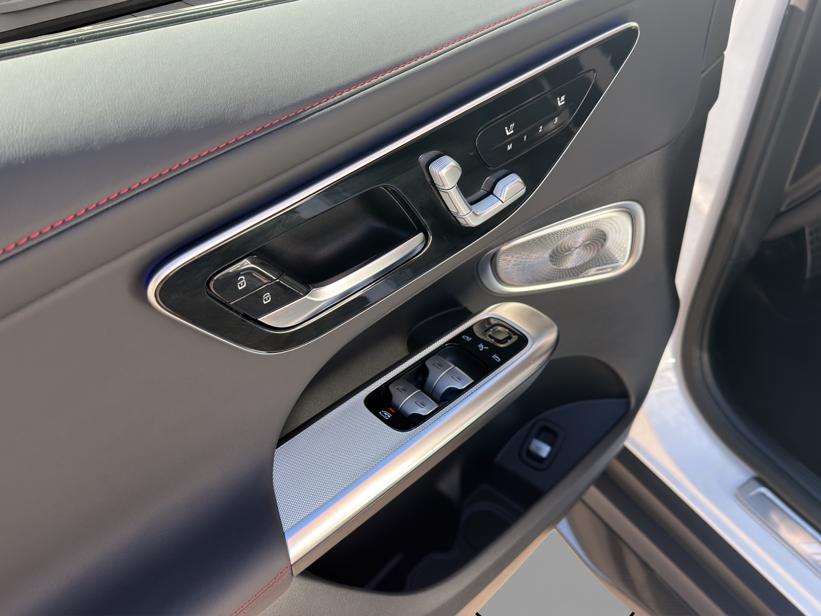 MERCEDES-BENZ GLC 53 AMG 4Matic+ 9G-Tronic-image-7