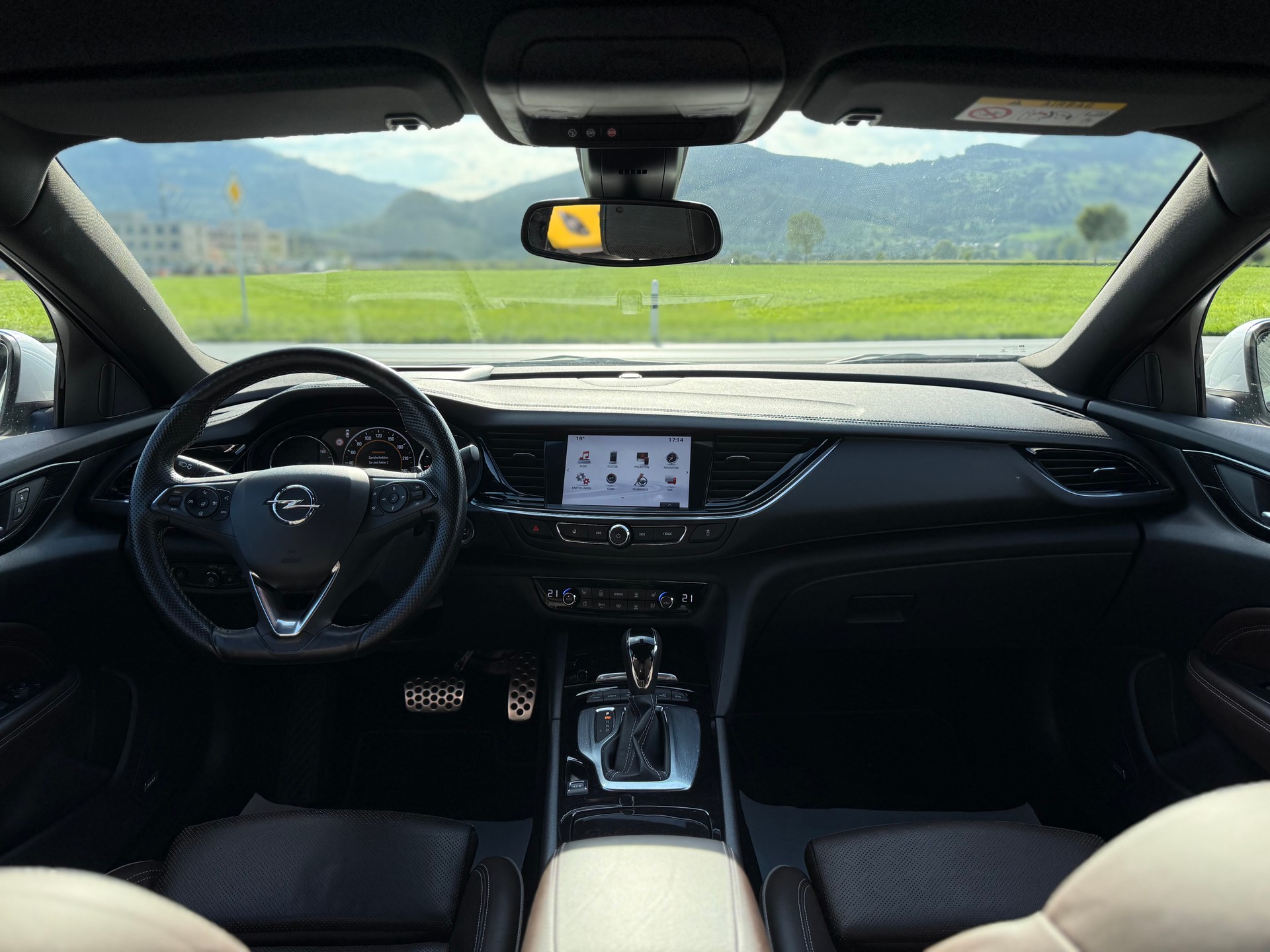 OPEL Insignia 2.0 T Grand Sport Excellence 4WD Automat.-image-11