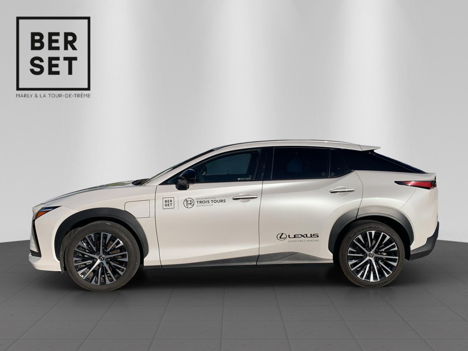 LEXUS RZ 450e Comfort-showroom-element-1