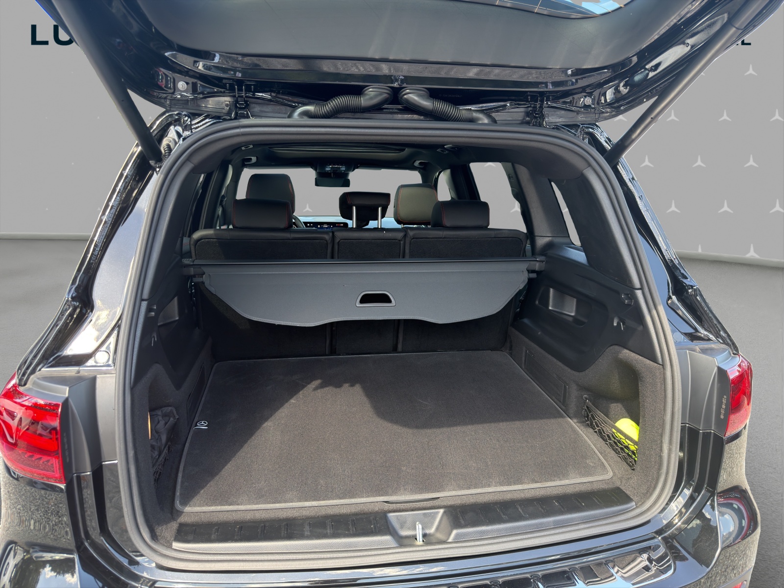 MERCEDES-BENZ GLB 250 4Matic 8G-Tronic-image-12