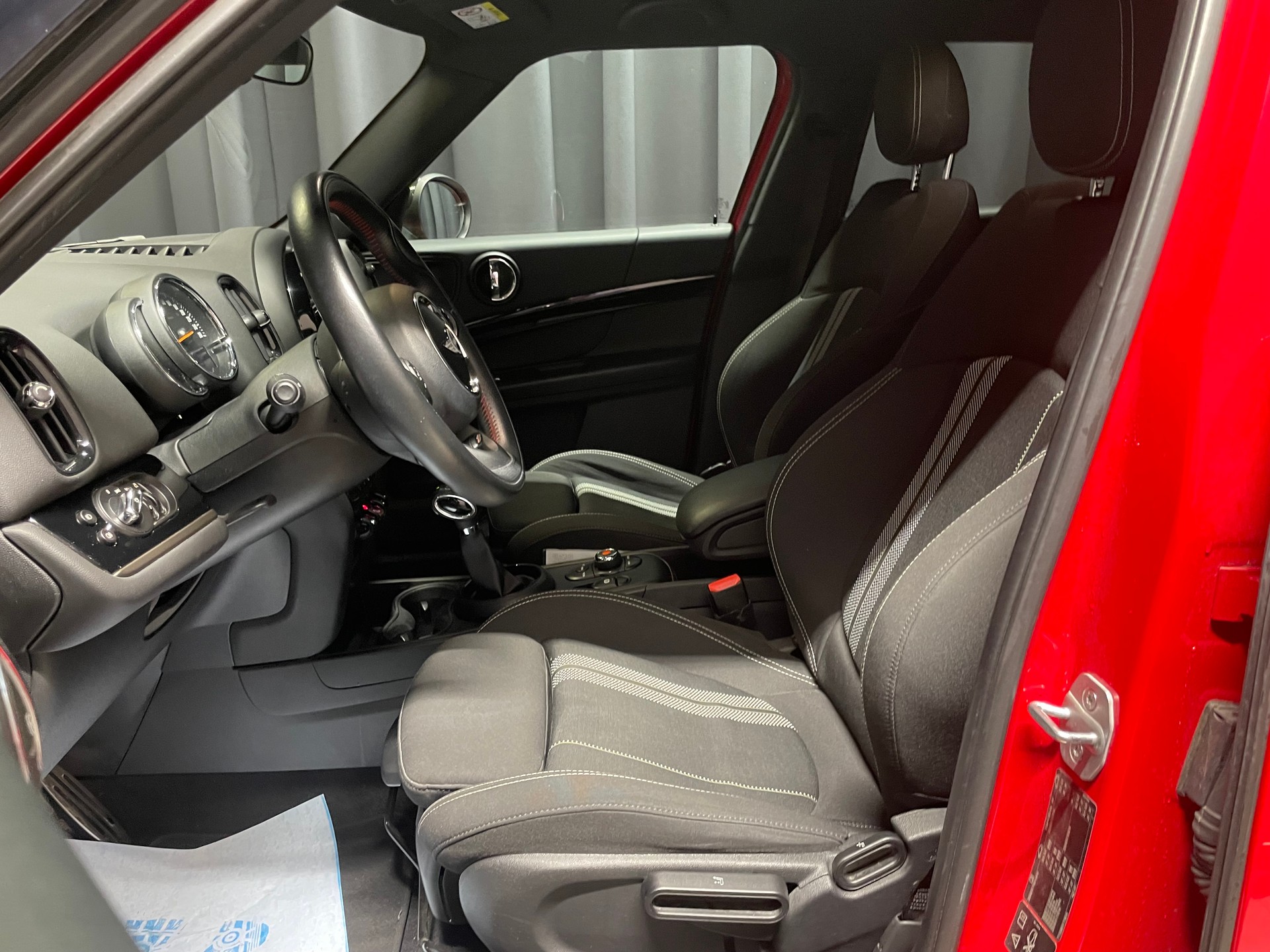 MINI Countryman Cooper ALL4 Steptronic (68)-image-6