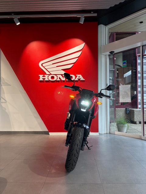 HONDA CB 500 Hornet E-clutch-image-1