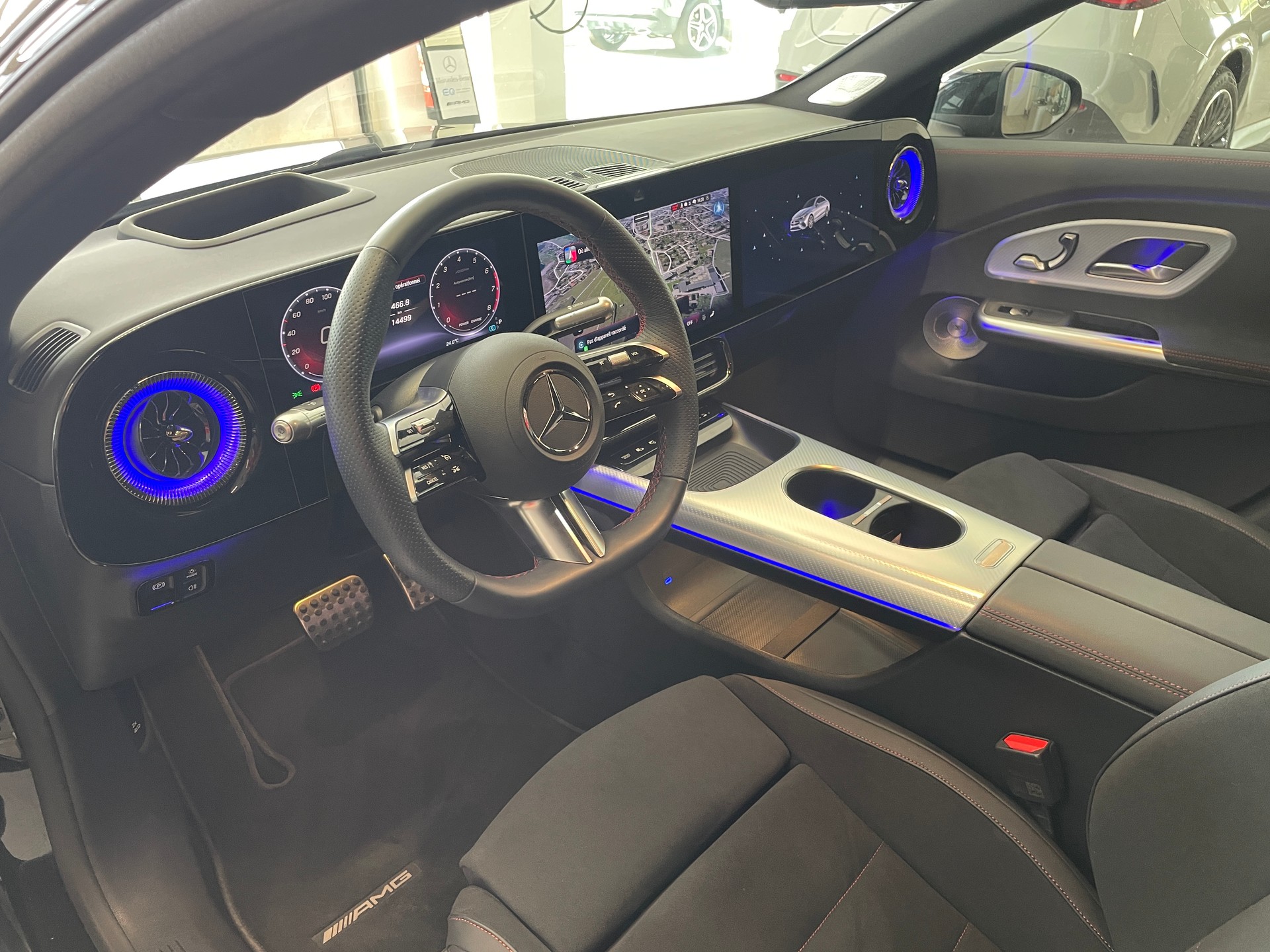 MERCEDES-BENZ CLA 220 8G-DCT 4Matic AMG Line-image-10