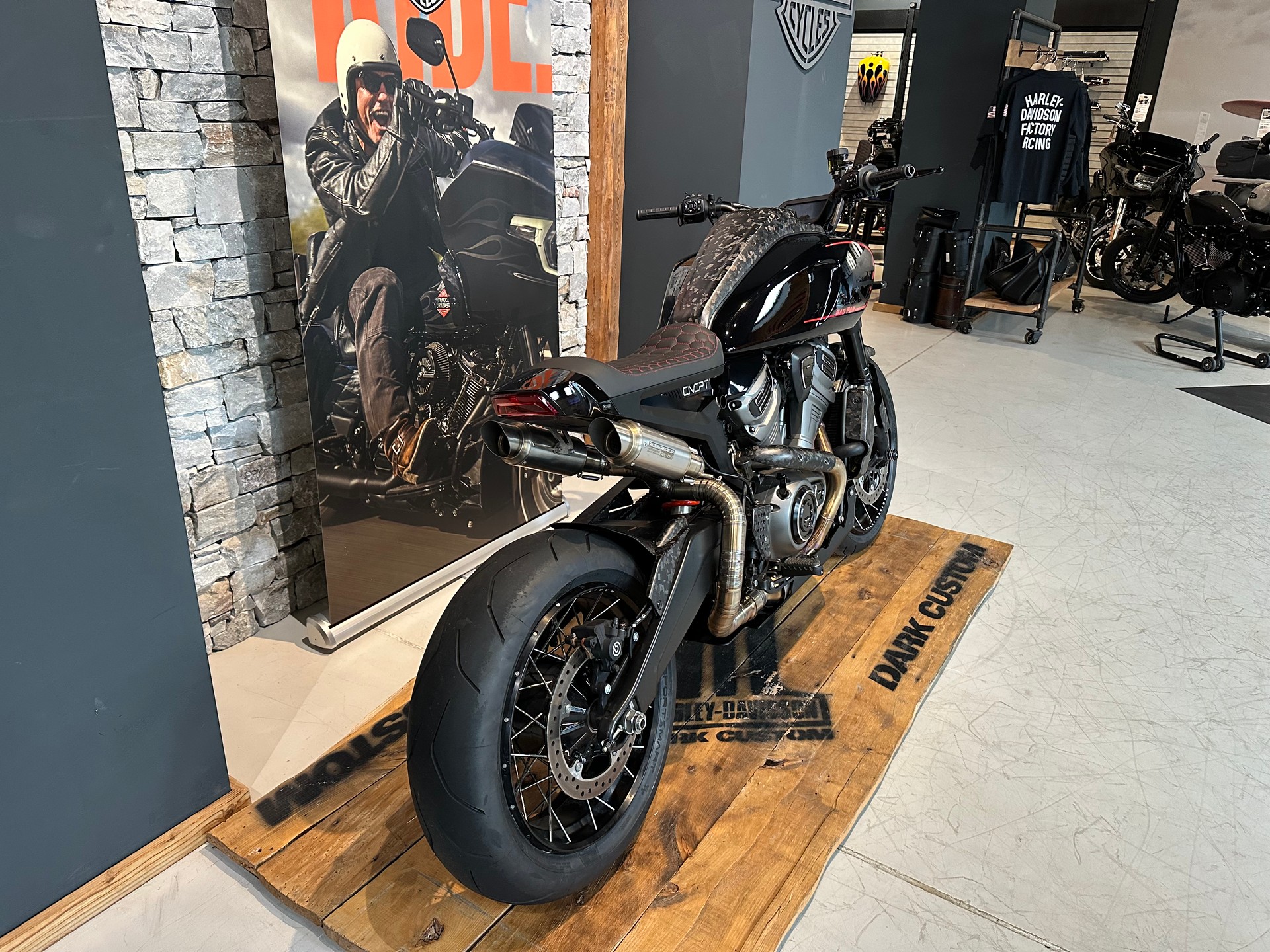 HARLEY-DAVIDSON RA Pan America 1250 Special-image-2