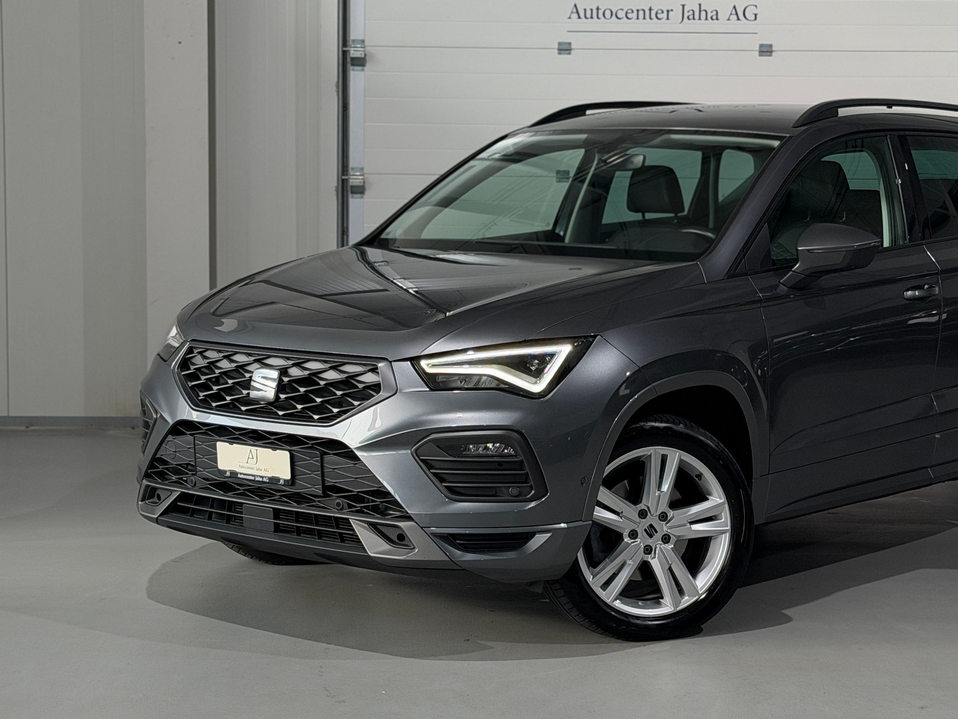 SEAT Ateca 2.0 TSI Hola FR 4Drive DSG (CH) AHK 1.9T-showroom-element-1