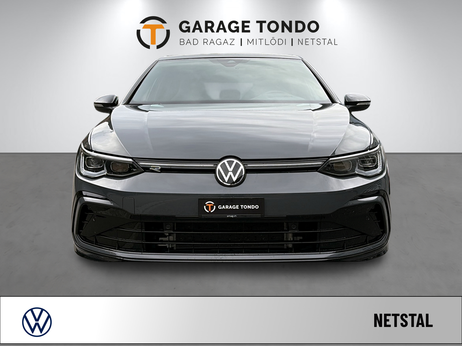 VW Golf VIII 2.0 TSI R-Line DSG 4motion-showroom-element-1