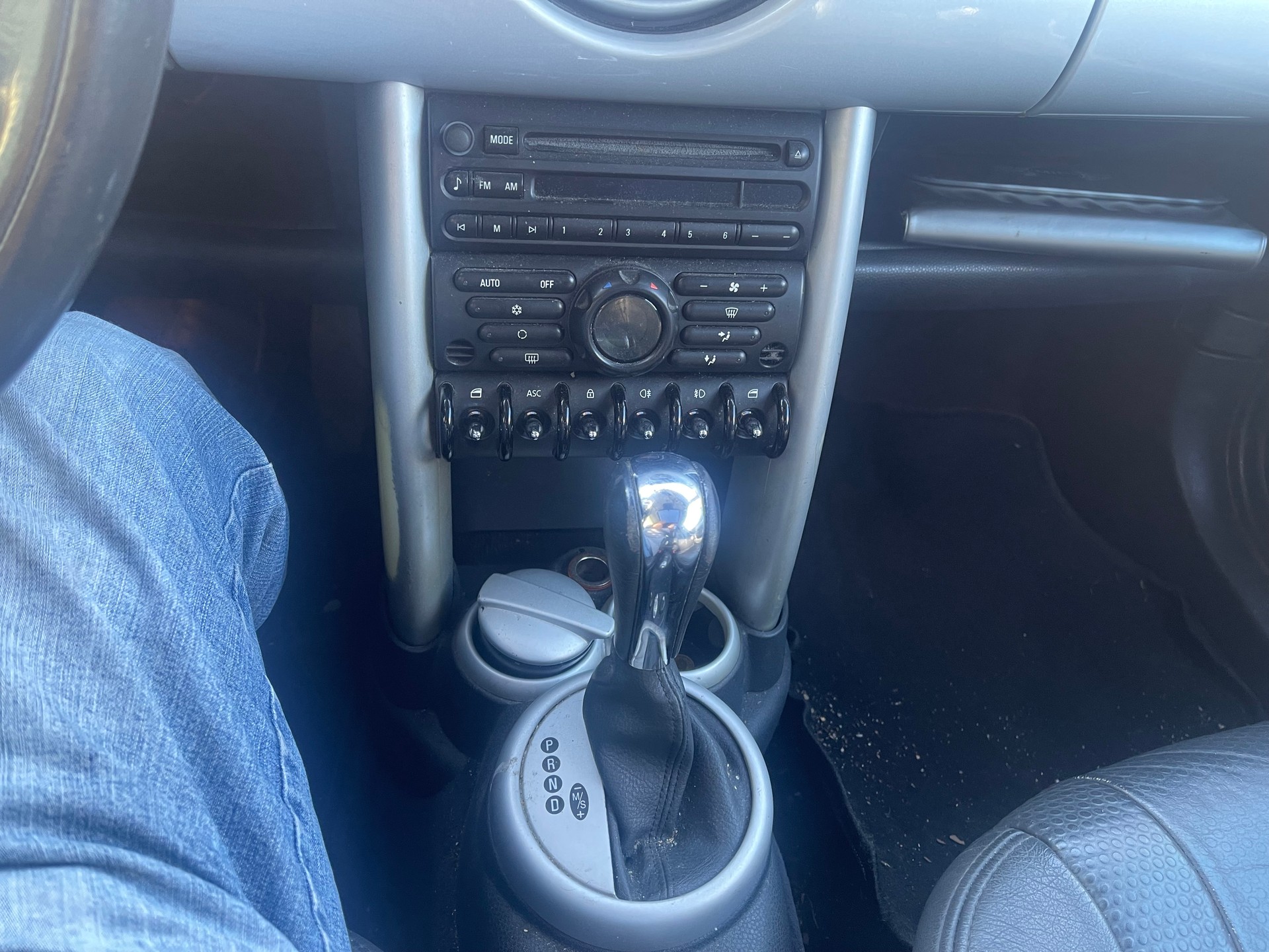 MINI Cooper-image-8