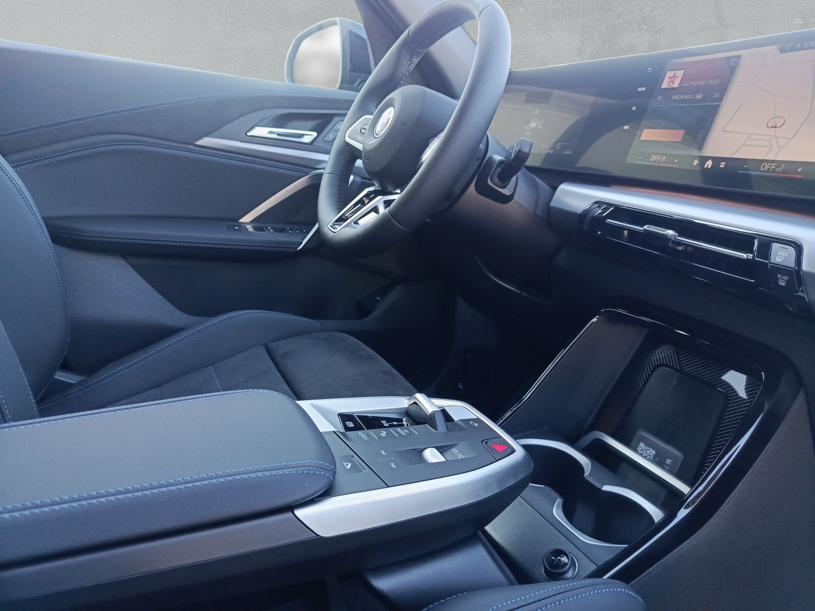 BMW iX1 eDrive 20 Edition M Sport-image-20