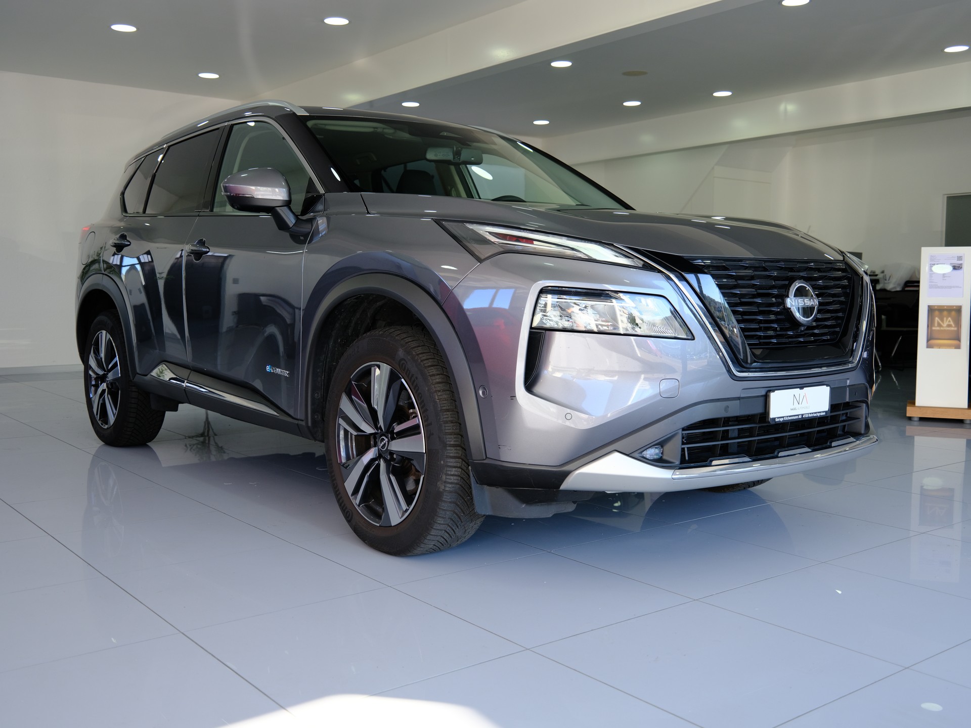 NISSAN X-Trail 1.5 VC-T e-Power 4WD 7 Sitze Tekna-showroom-element-1