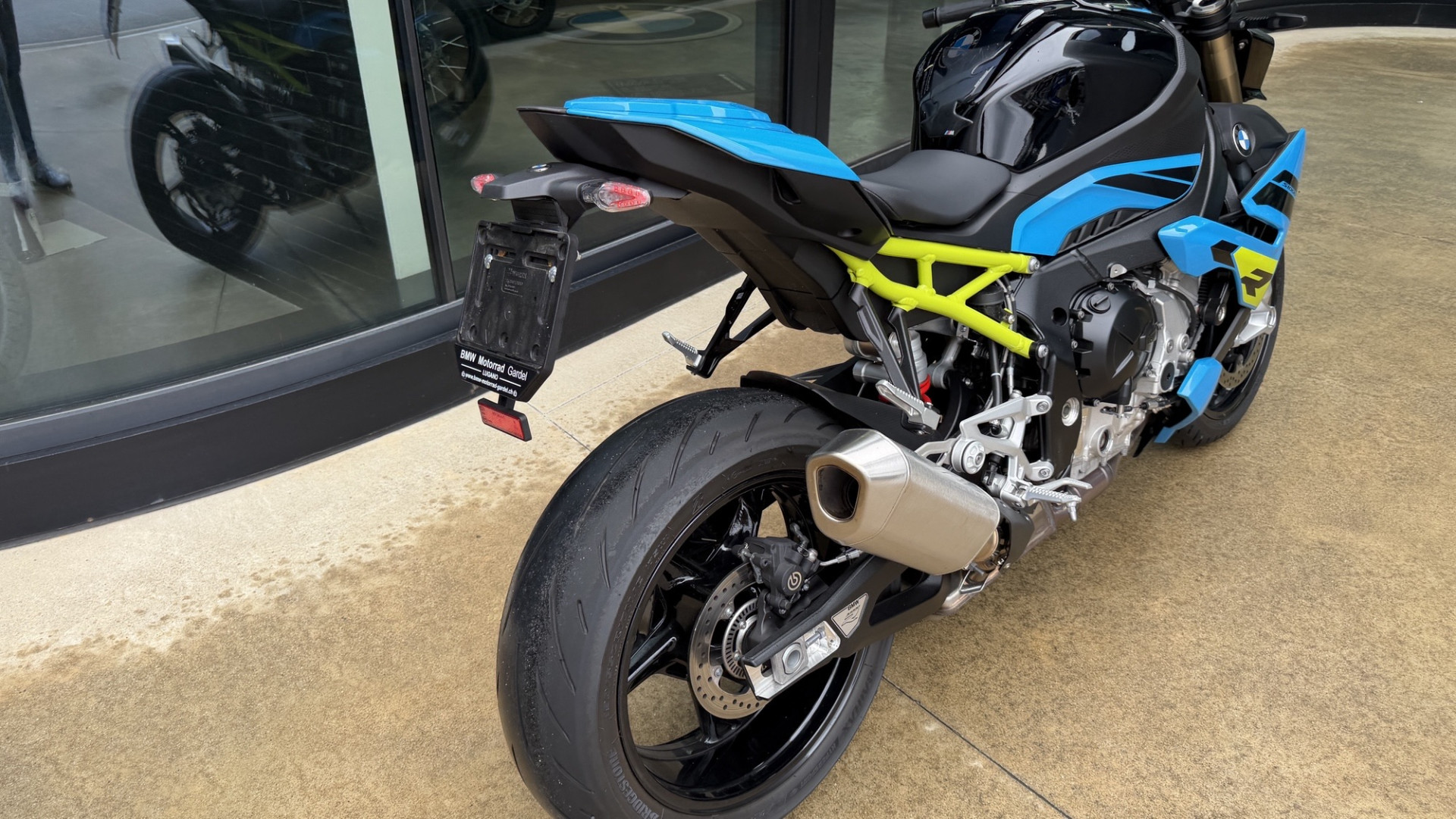 BMW S 1000 R Sport-image-2