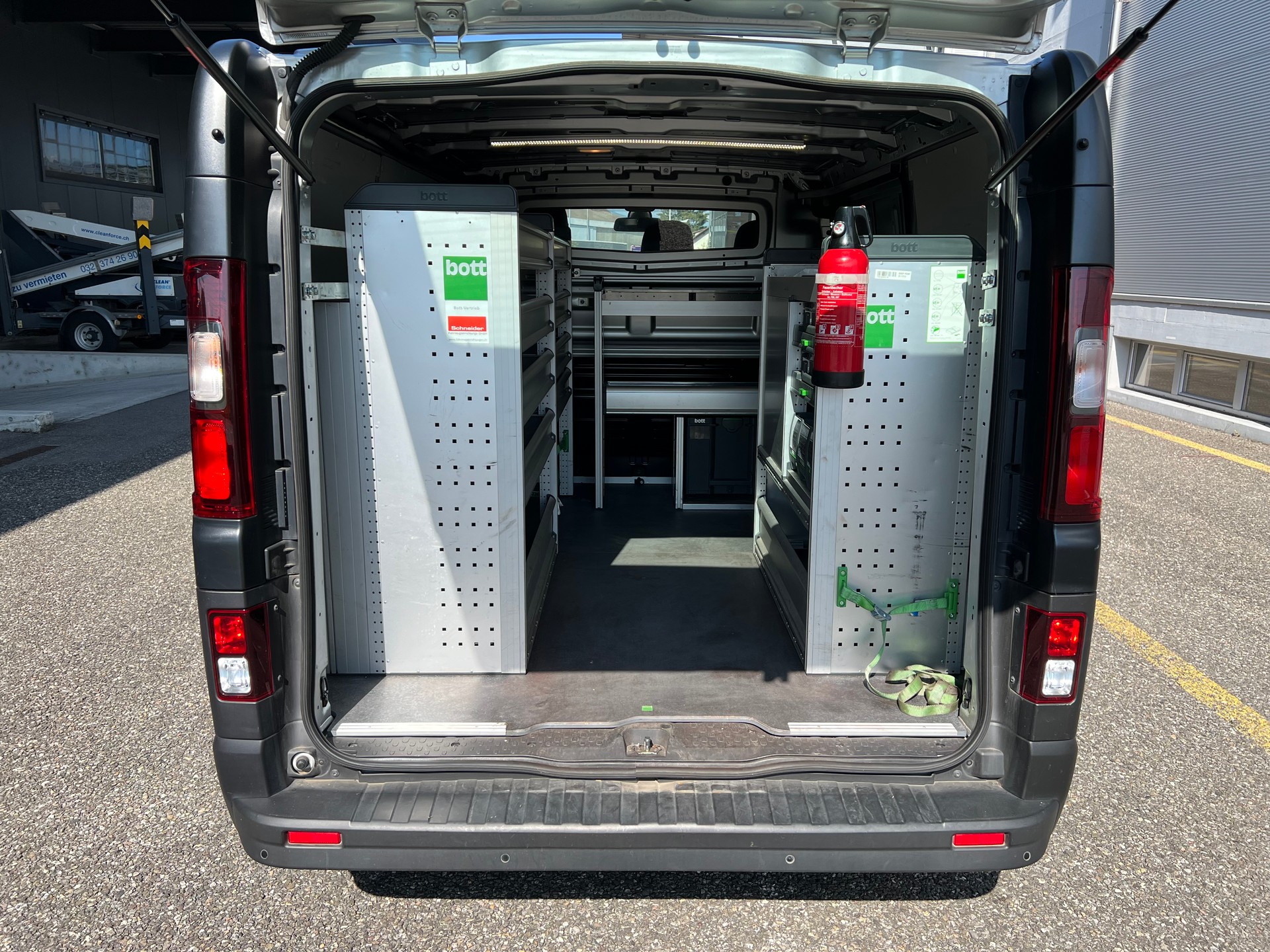 OPEL Vivaro 1.6 BiTurbo CDTI ecoFLEX 2.9t L1H1-image-5