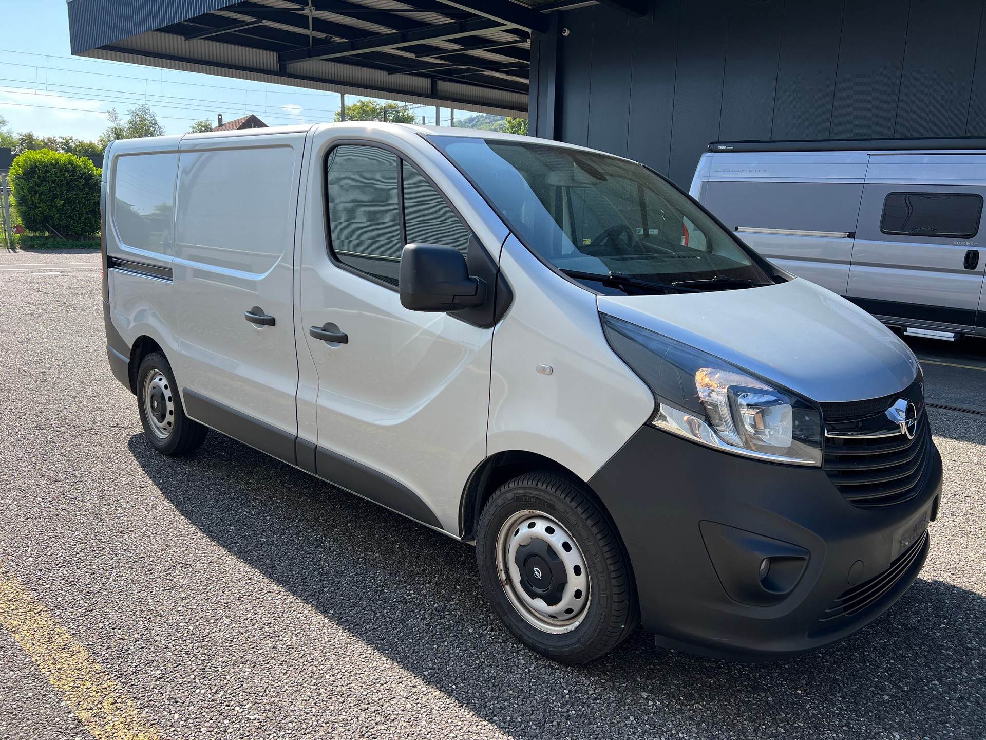 OPEL Vivaro 1.6 BiTurbo CDTI ecoFLEX 2.9t L1H1-image-1