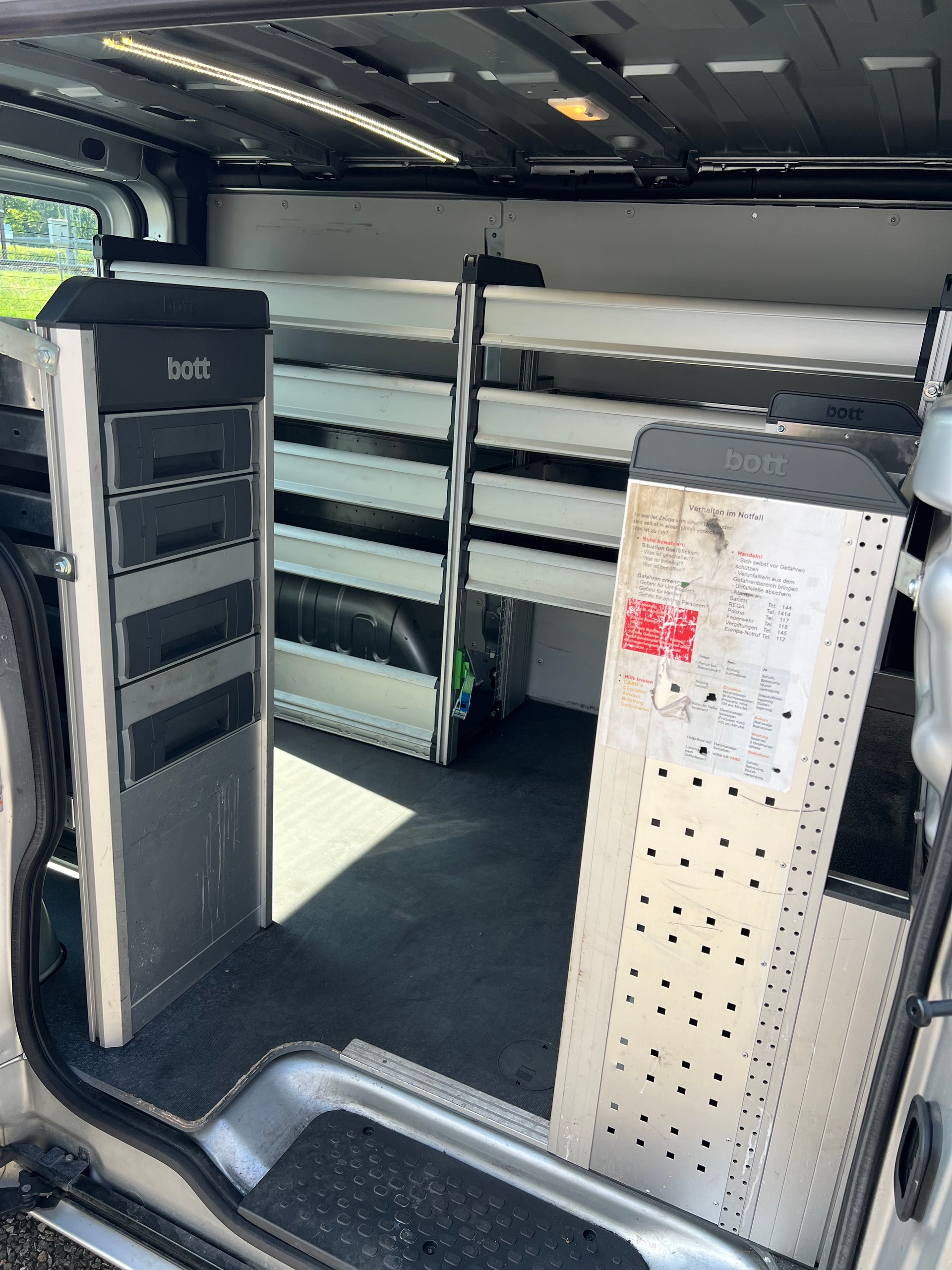 OPEL Vivaro 1.6 BiTurbo CDTI ecoFLEX 2.9t L1H1-image-6