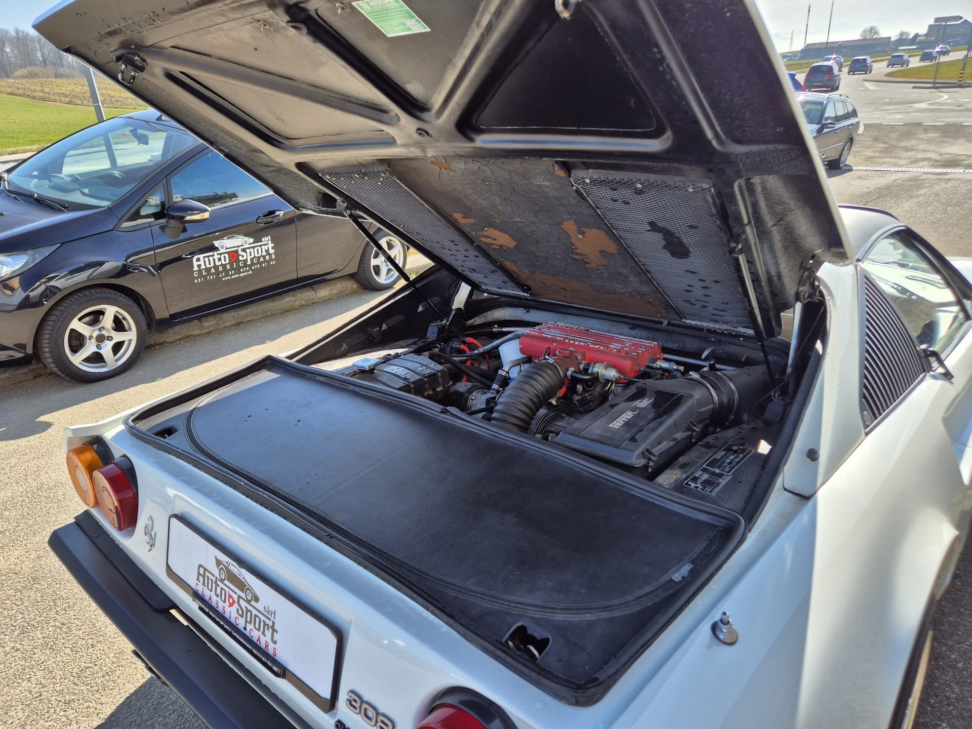 FERRARI 308 GTS Quattrovalvole (Targa)-image-18