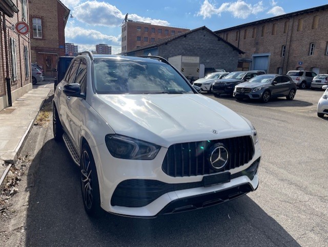 MERCEDES-BENZ GLE 400 d 4Matic AMG Line 9G-Tronic-image-7