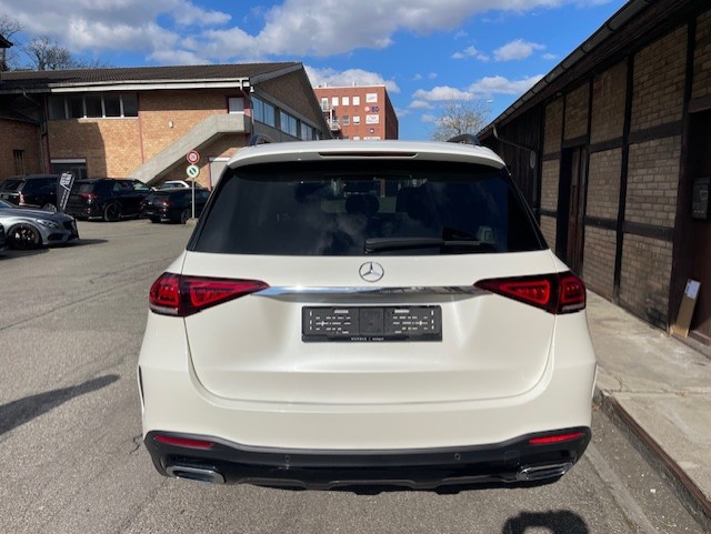 MERCEDES-BENZ GLE 400 d 4Matic AMG Line 9G-Tronic-image-5