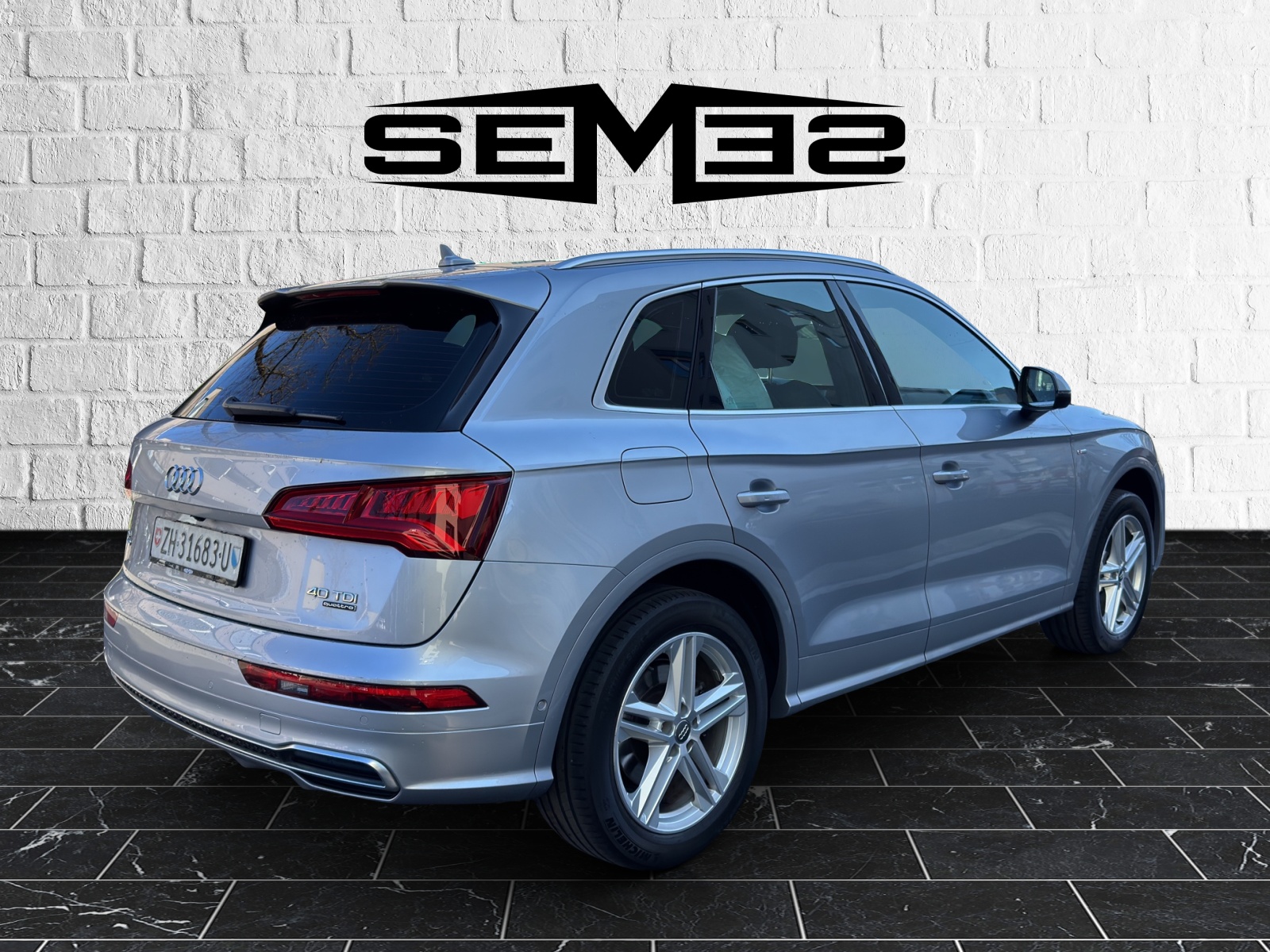 AUDI Q5 40 TDI sport quattro S-tronic-image-4