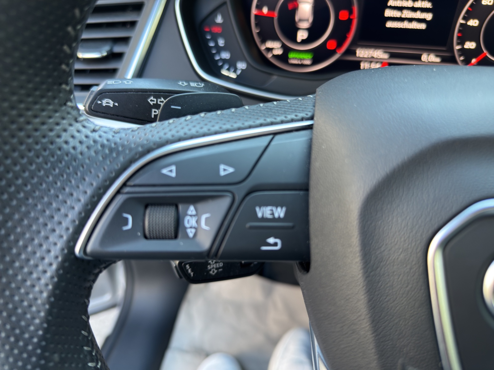 AUDI Q5 40 TDI sport quattro S-tronic-image-15