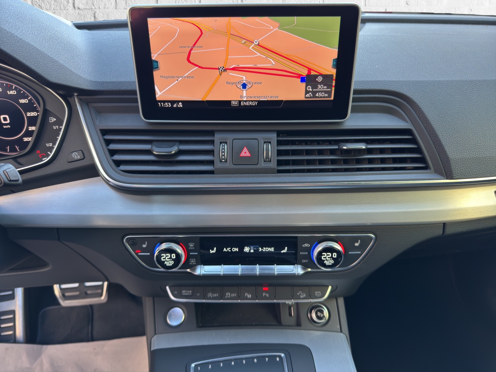 AUDI Q5 40 TDI sport quattro S-tronic-image-19