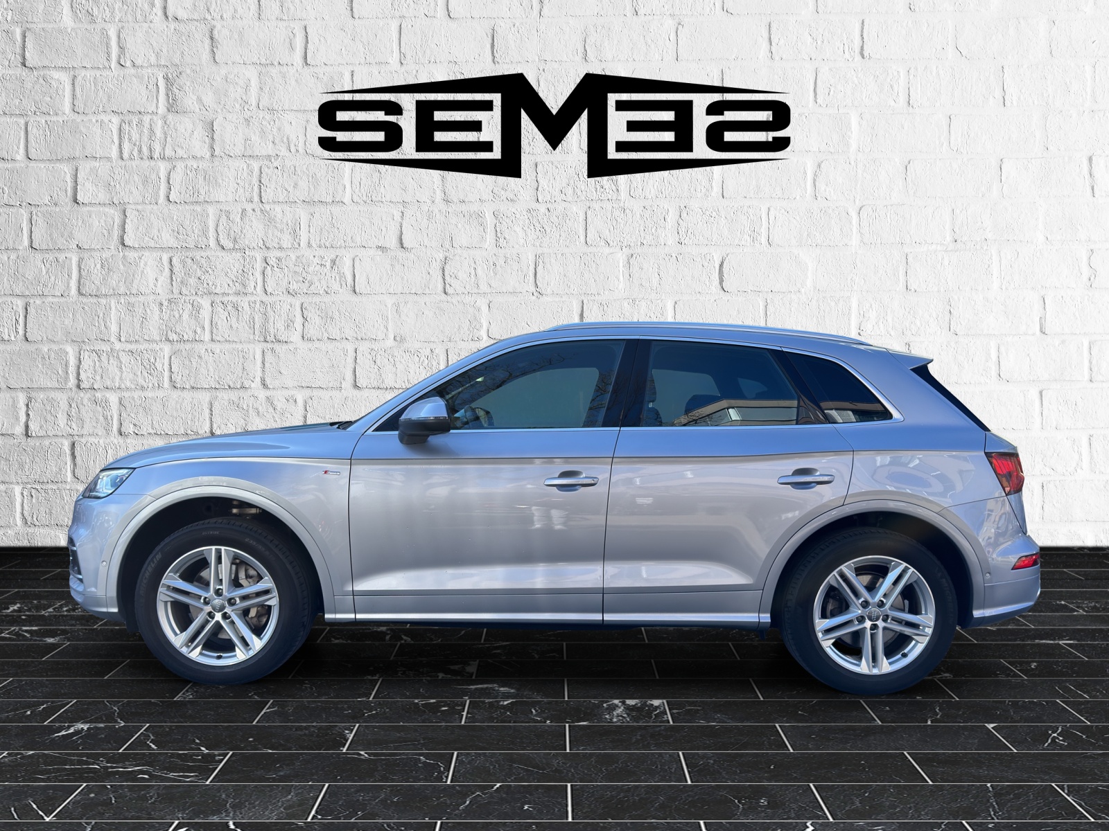 AUDI Q5 40 TDI sport quattro S-tronic-showroom-element-1
