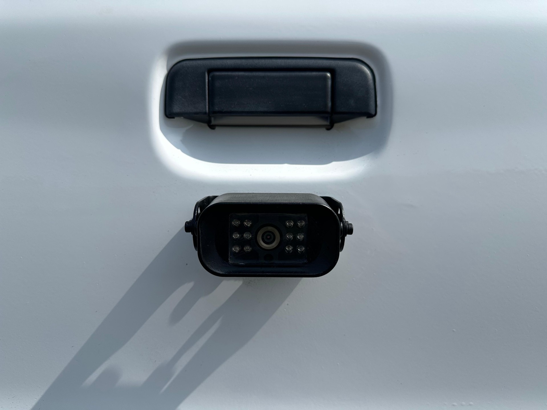 TOYOTA Hilux 2.5D 4WD Double Cab Luna-image-15