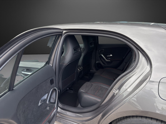 MERCEDES-BENZ A 200 7G-DCT-image-10