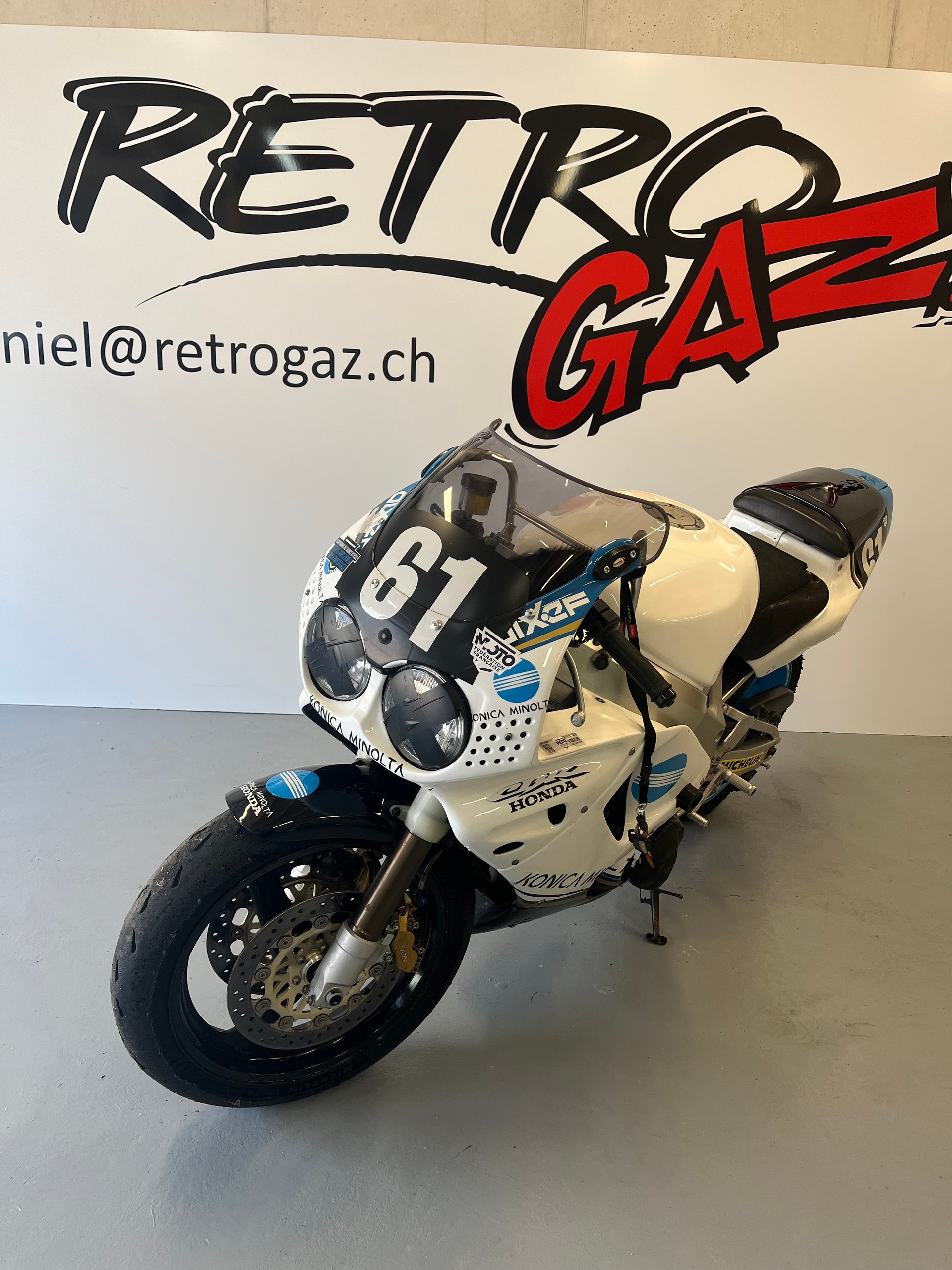 HONDA CBR 900 RR N/P Fireblade-image-2