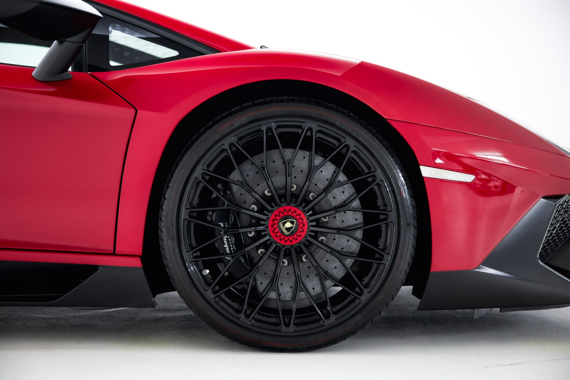 LAMBORGHINI Aventador LP 750-4 Superveloce Coupé-image-16