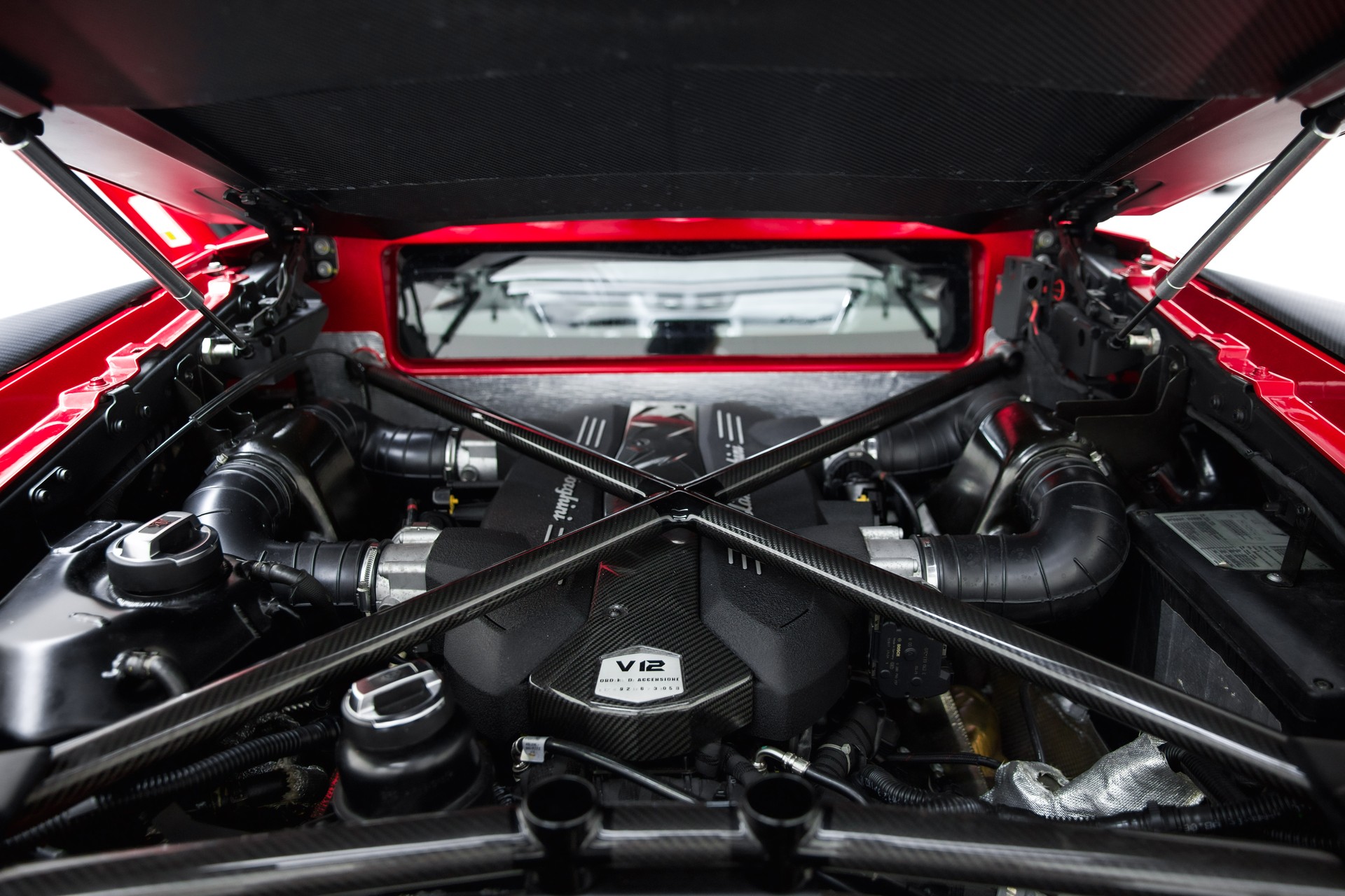 LAMBORGHINI Aventador LP 750-4 Superveloce Coupé-image-28