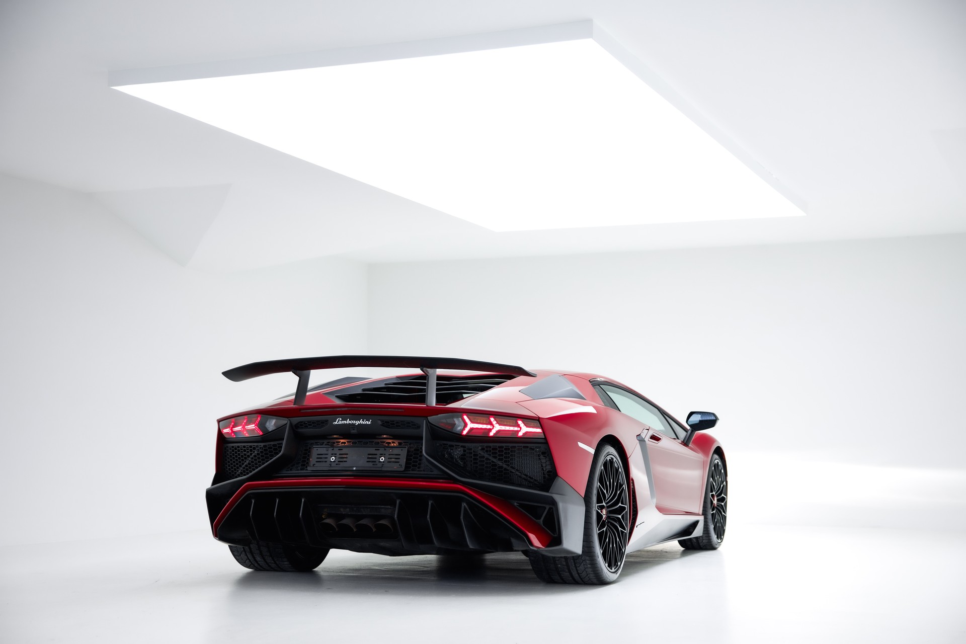 LAMBORGHINI Aventador LP 750-4 Superveloce Coupé-image-13