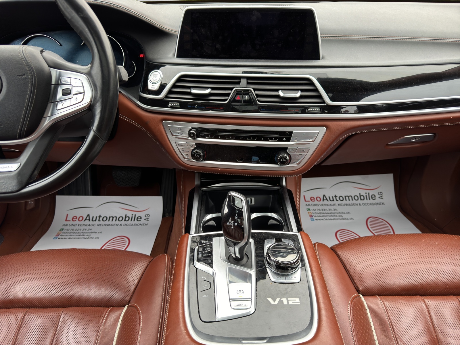 BMW M760Li xDrive Steptronic-image-11