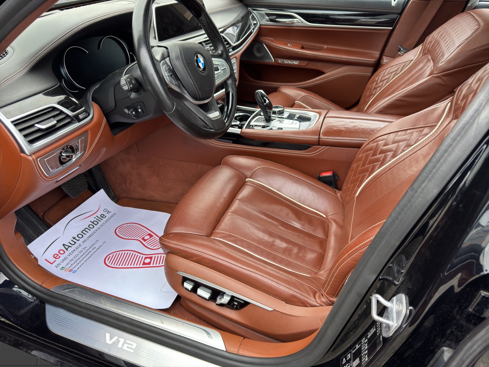 BMW M760Li xDrive Steptronic-image-7
