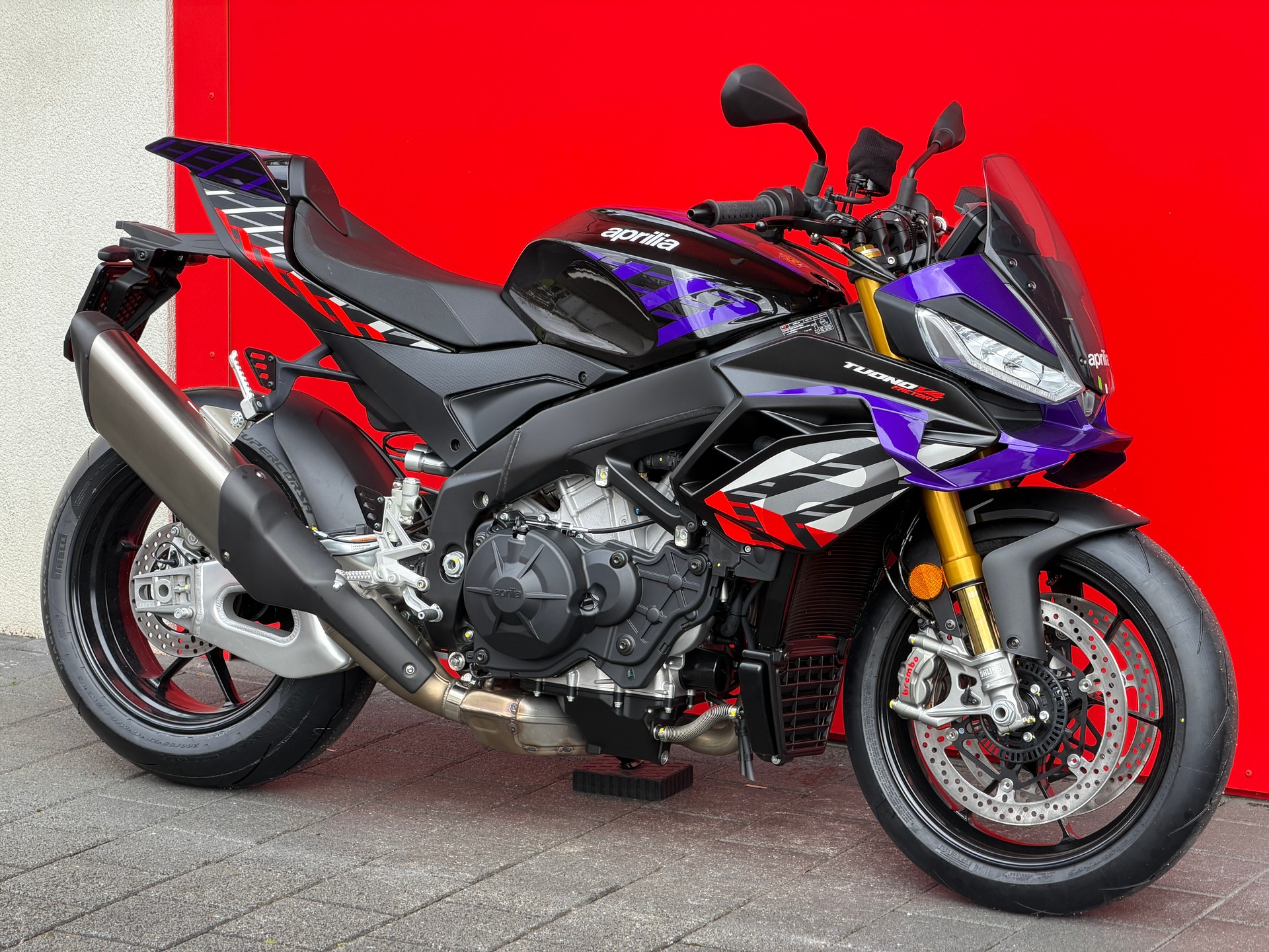 APRILIA Tuono V4 1100 E5+ Factory-image-6