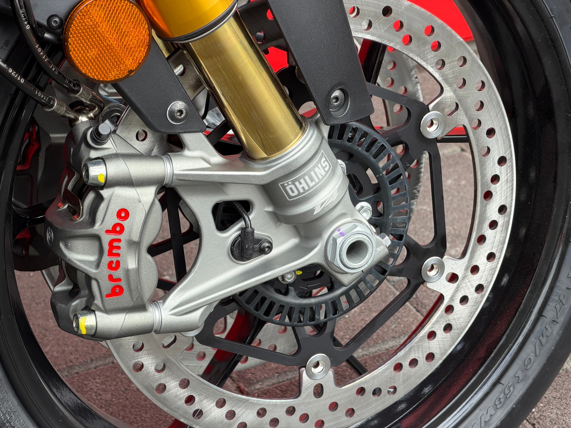 APRILIA Tuono V4 1100 E5+ Factory-image-9