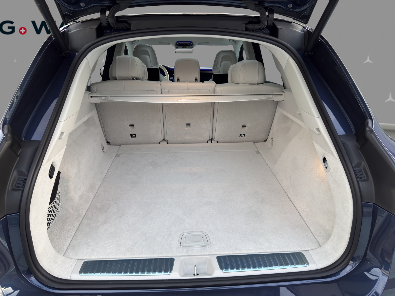 MERCEDES-BENZ EQS SUV 450 4Matic Executive Edition-image-15
