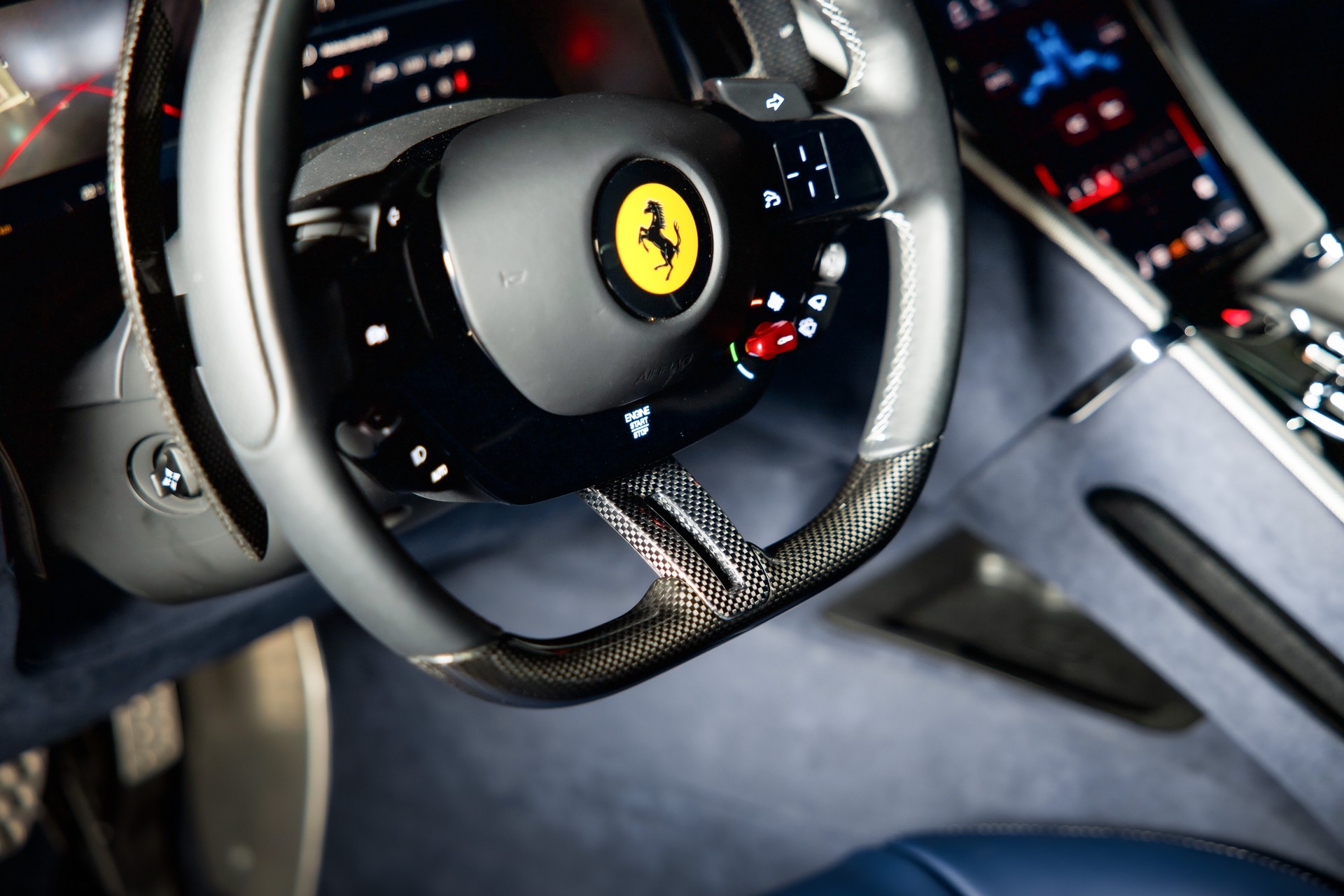 FERRARI Roma 3.9 V8 T "Tailor Made"-image-22