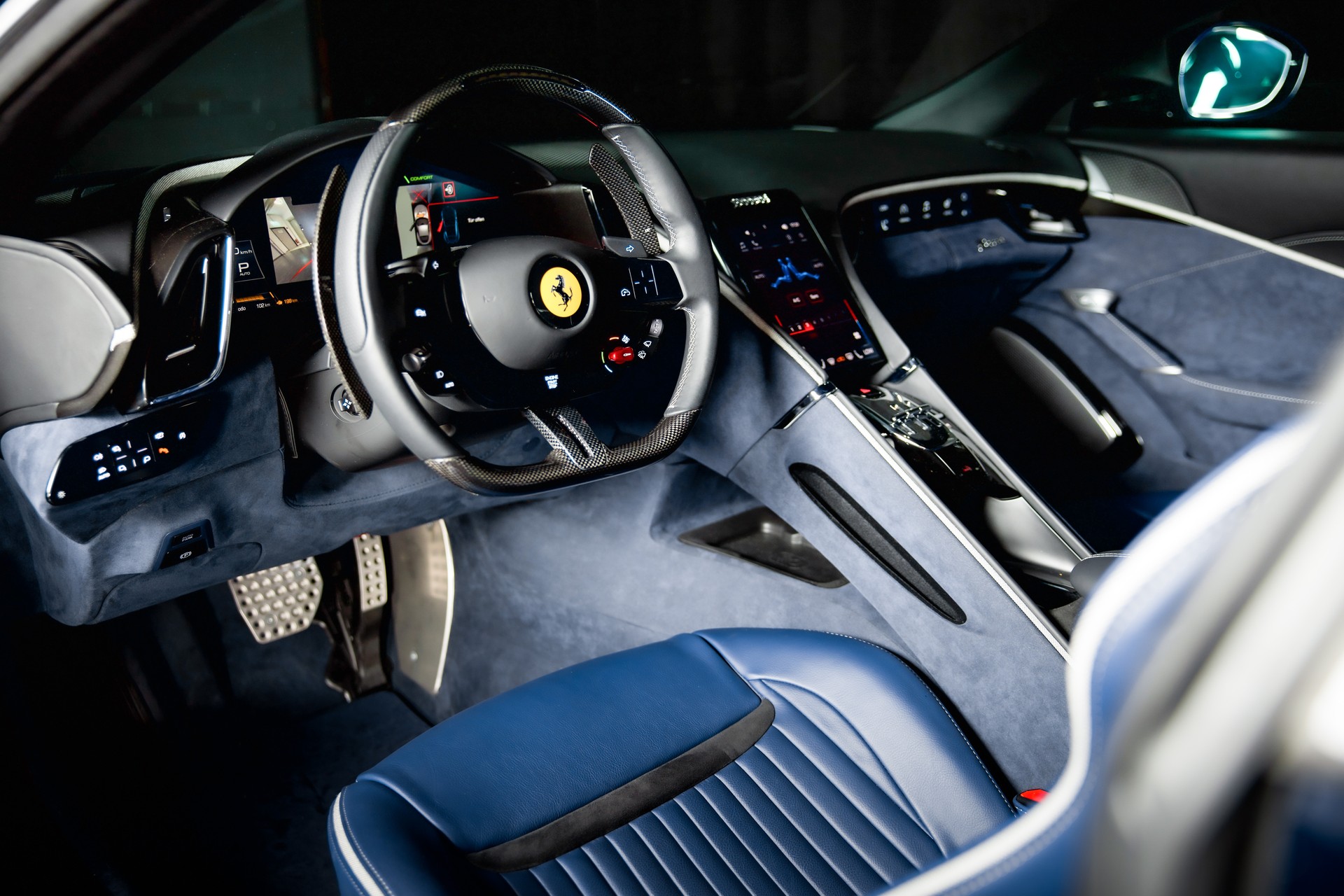 FERRARI Roma 3.9 V8 T "Tailor Made"-image-17