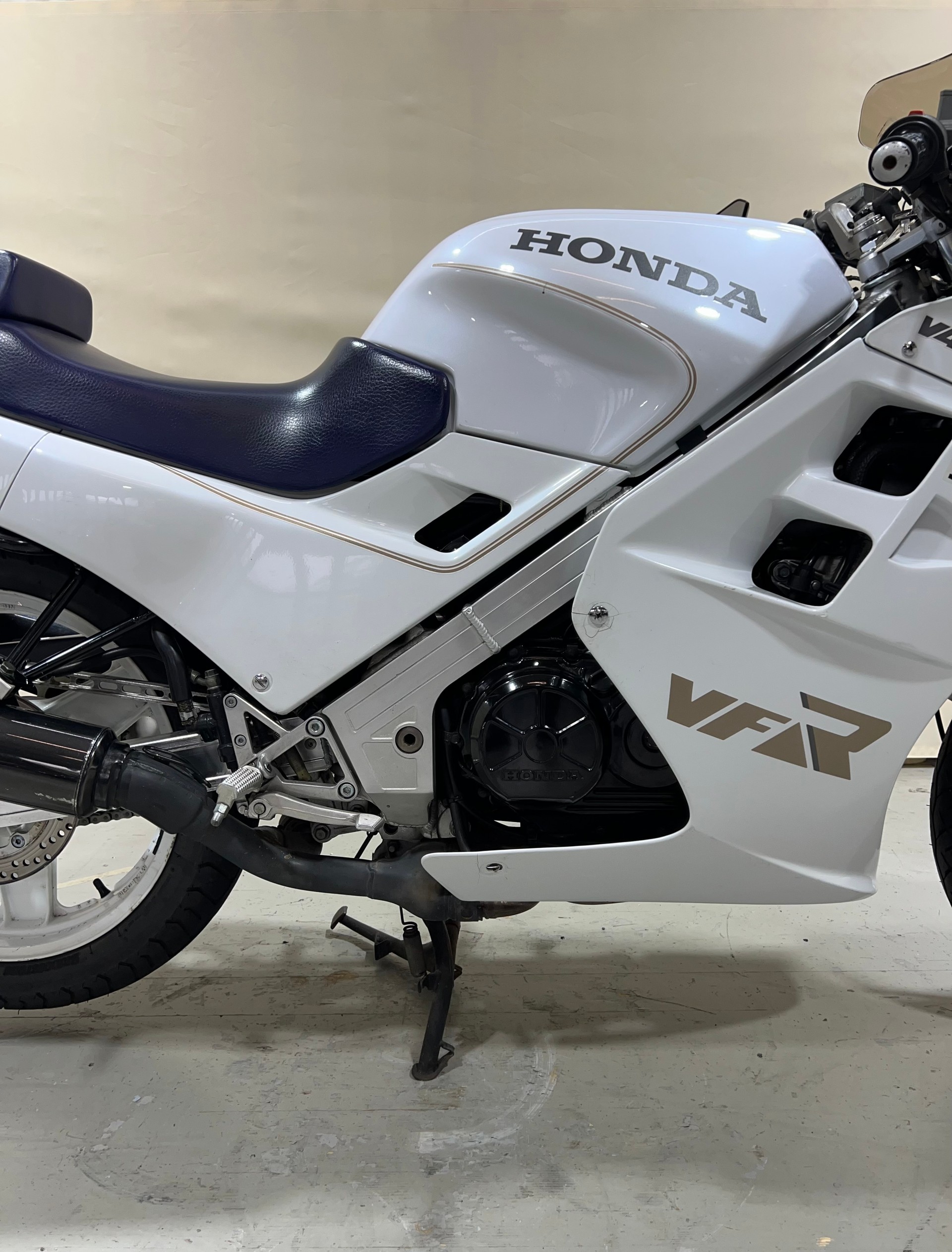HONDA VFR 750 F G/H-image-2