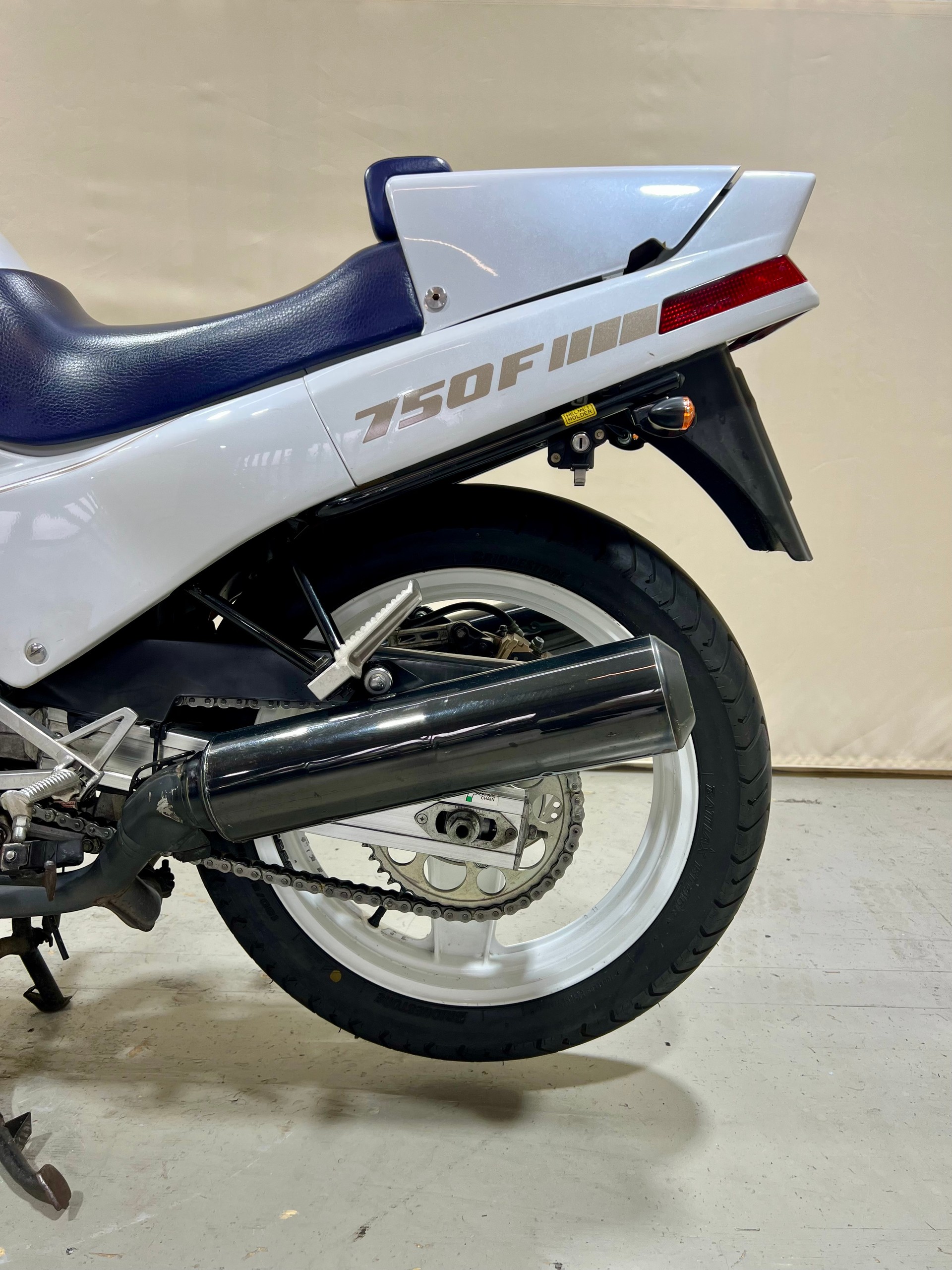 HONDA VFR 750 F G/H-image-7