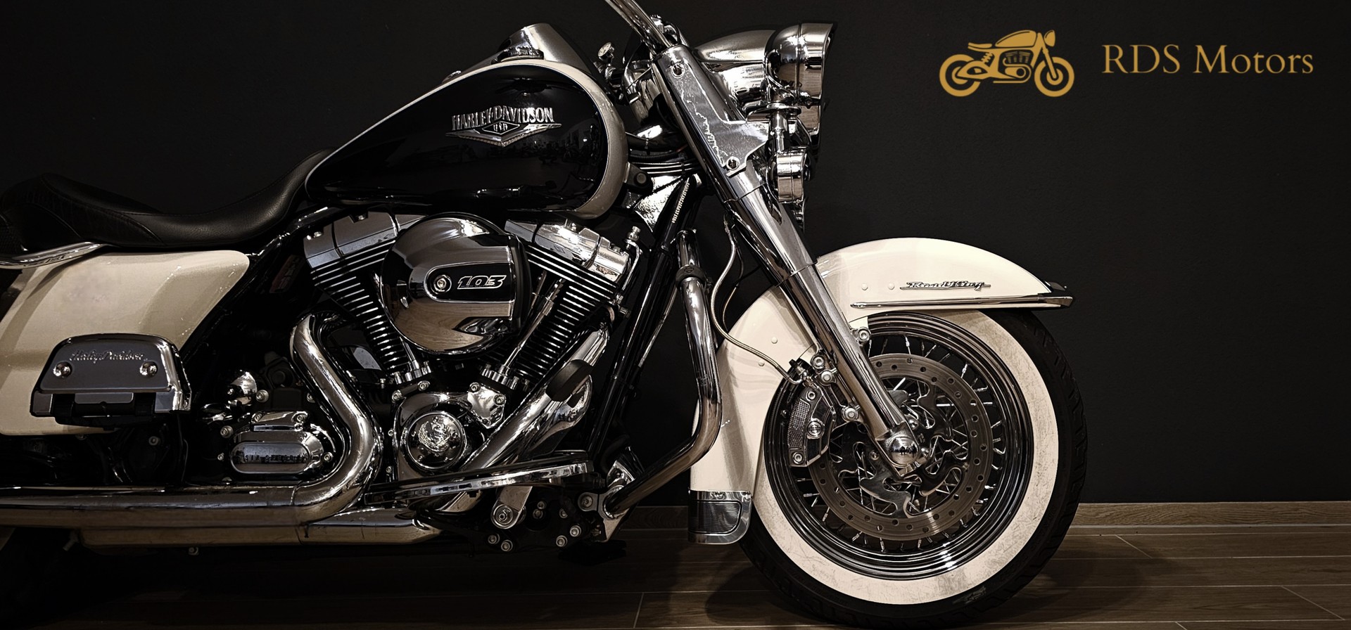 HARLEY-DAVIDSON FLHRC Road King Classic 103 ABS-image-2