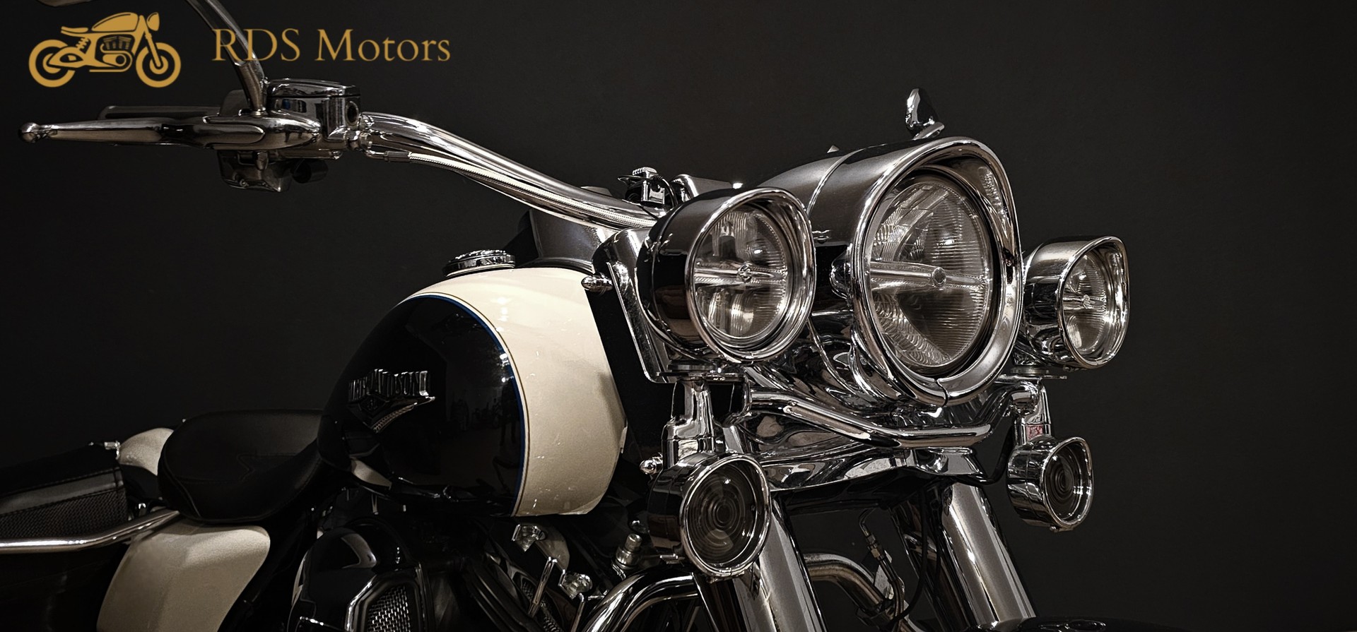 HARLEY-DAVIDSON FLHRC Road King Classic 103 ABS-image-4