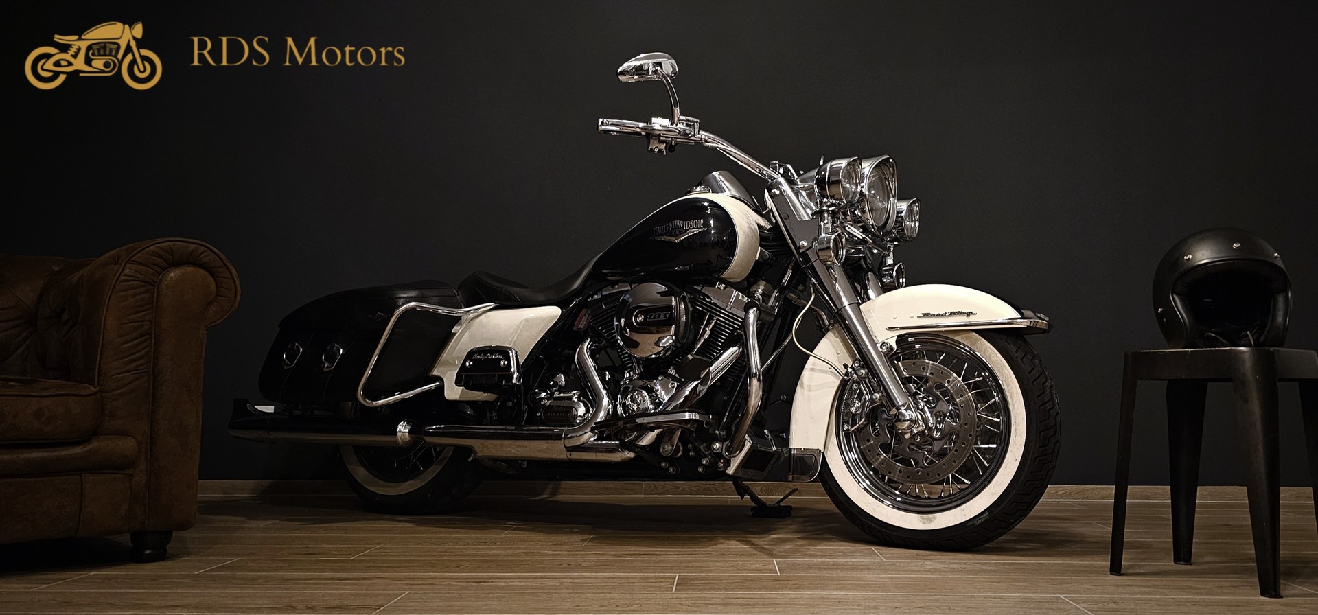 HARLEY-DAVIDSON FLHRC Road King Classic 103 ABS-image-0