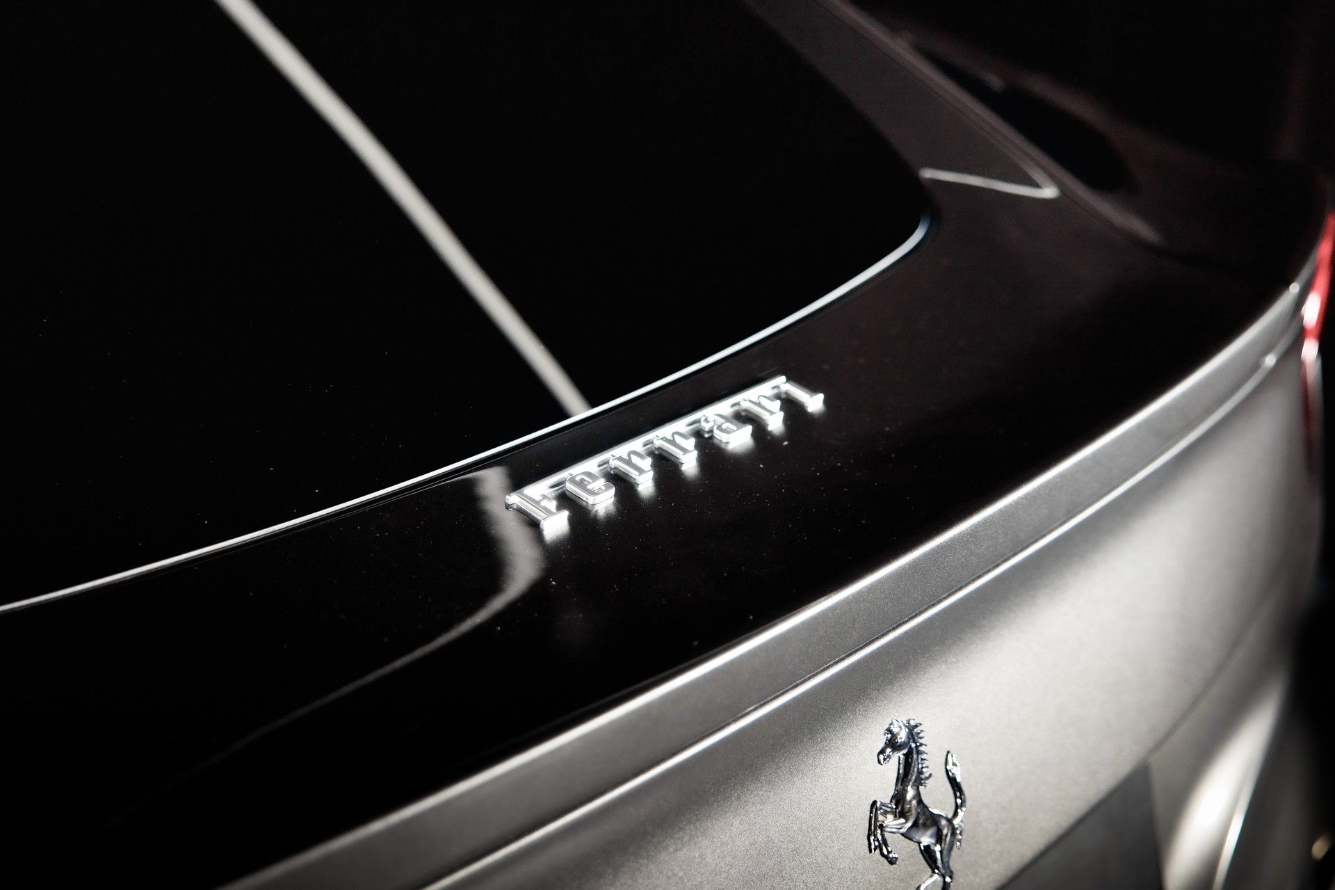 FERRARI F12 Berlinetta-image-12