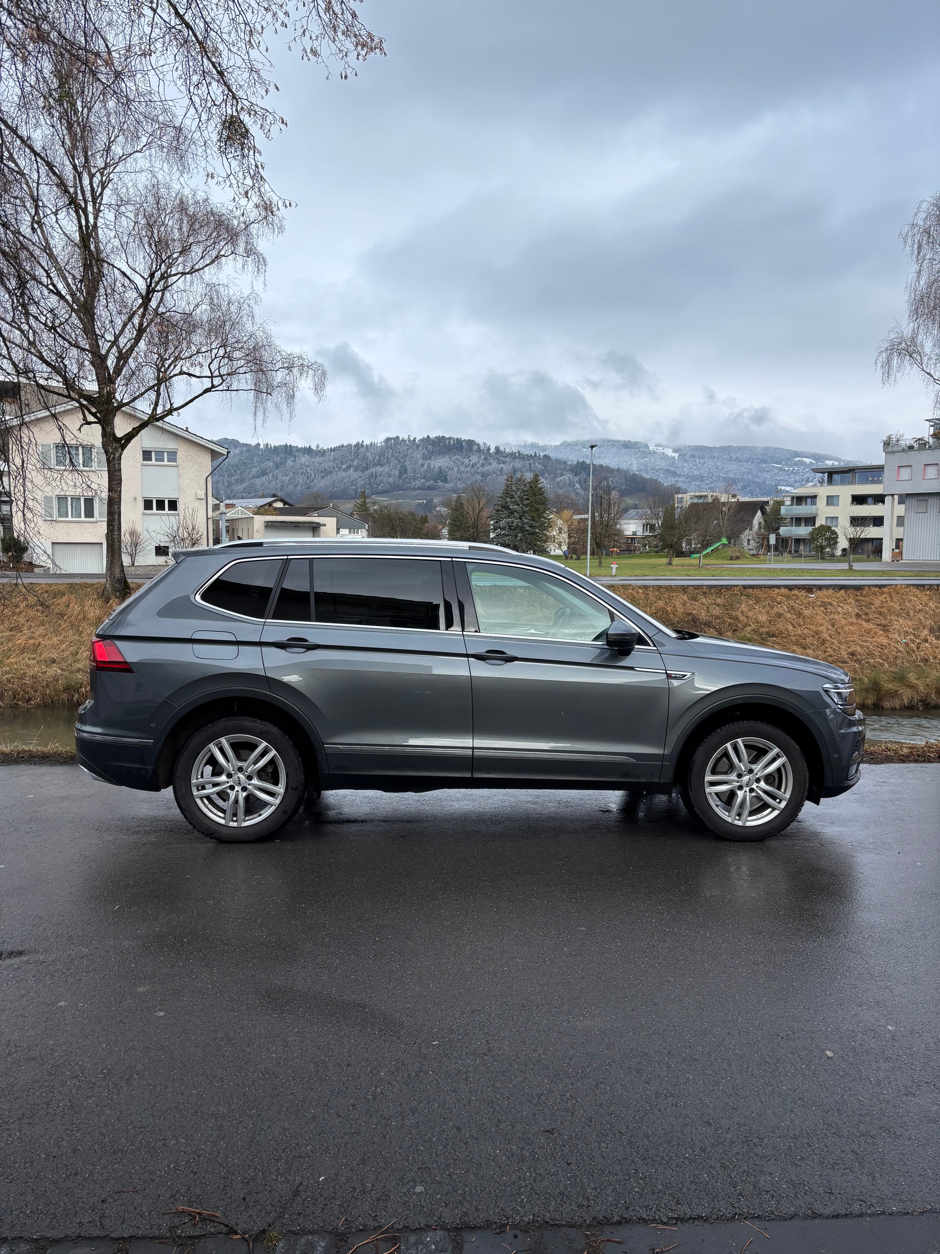 VW Tiguan Allspace 2.0TSI Highline 4Motion DSG-image-10