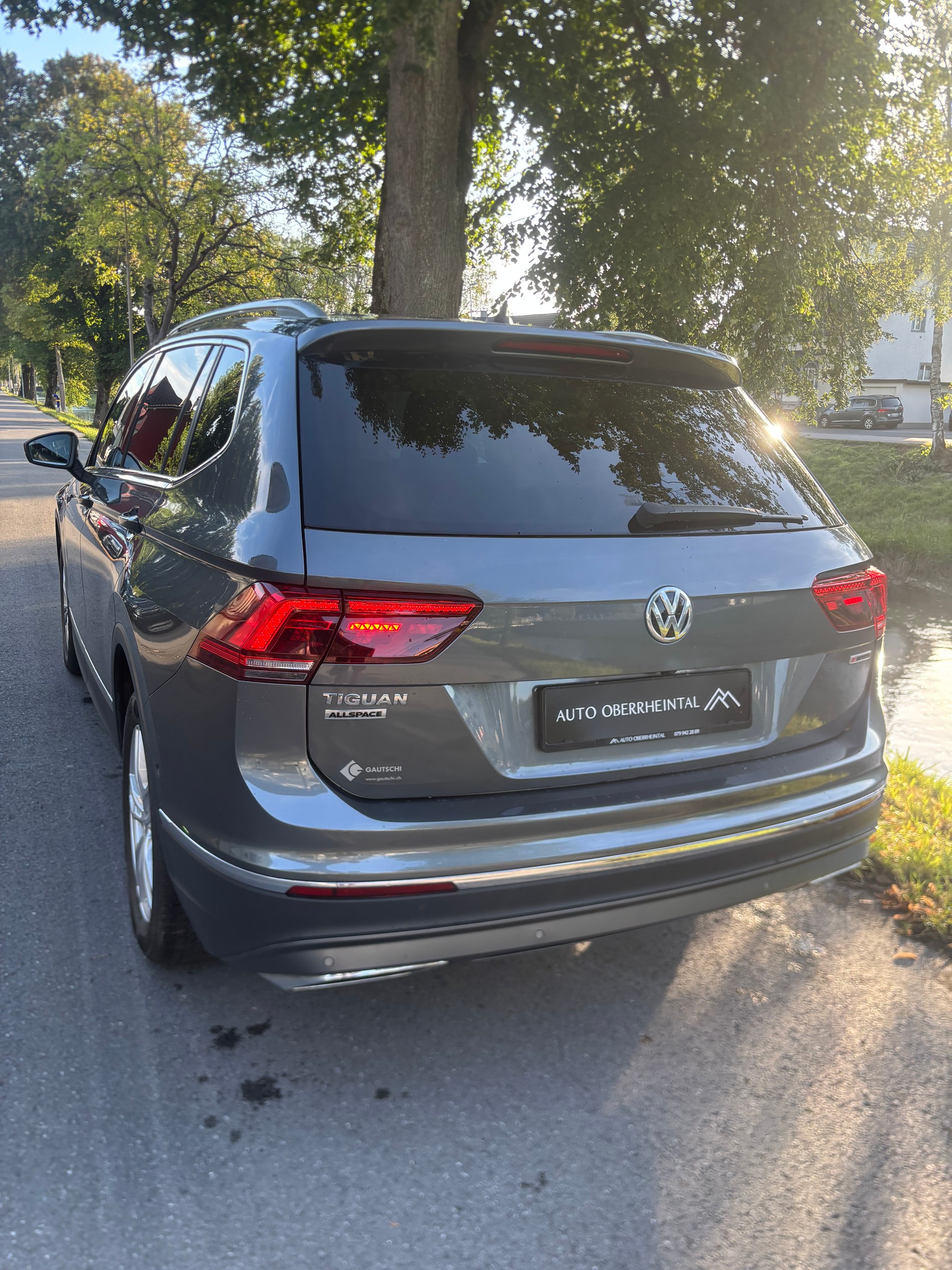 VW Tiguan Allspace 2.0TSI Highline 4Motion DSG-image-6