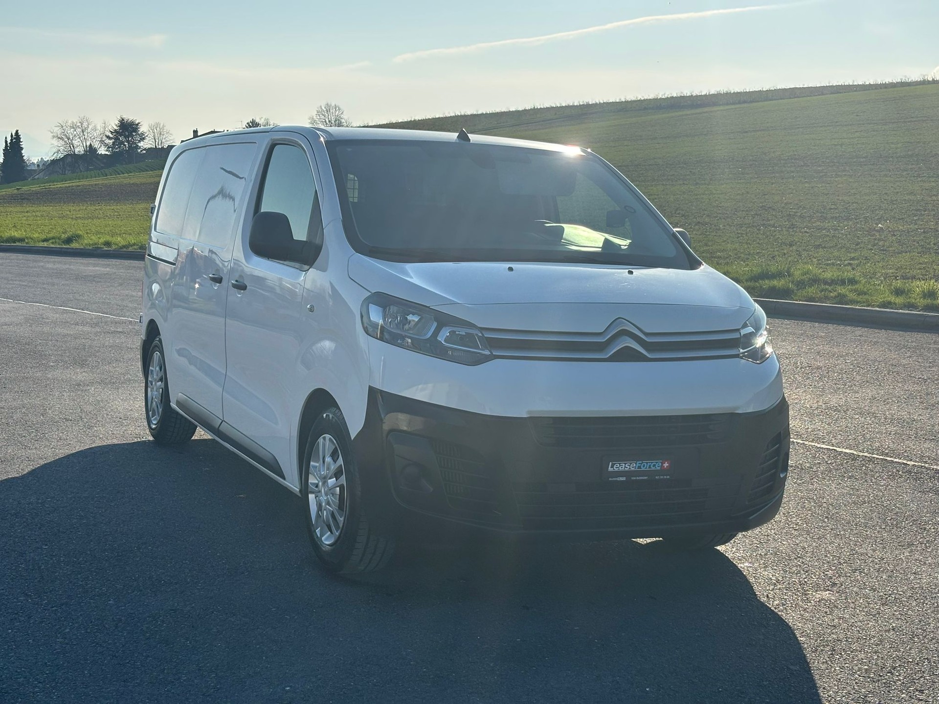 CITROEN Jumpy 1.6 BlueHDi 95 M Komfort-image-6